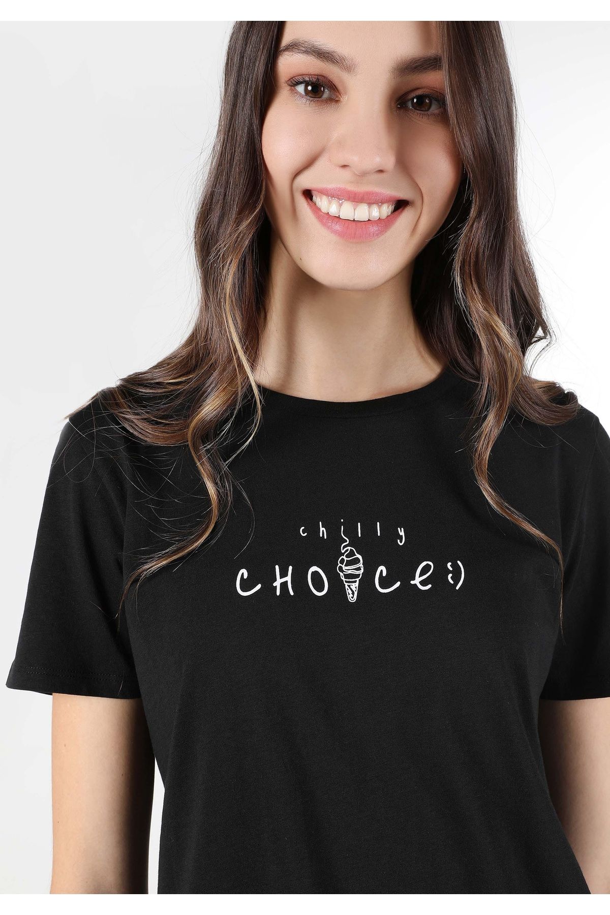 Colin's-Regular Fit Crew Neck Printed Black Women's Short Sleeve T-Shirt 4