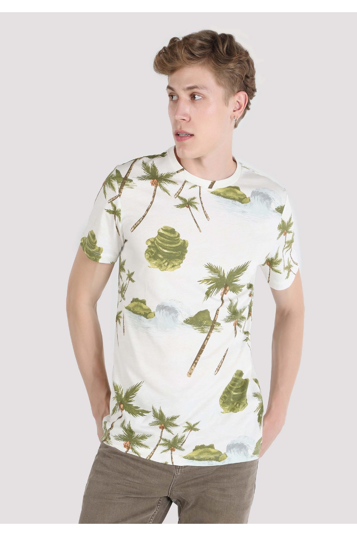 کالینز تی‌شرت آستین کوتاه مردانه طرح‌دار یقه گرد معمولی فیت