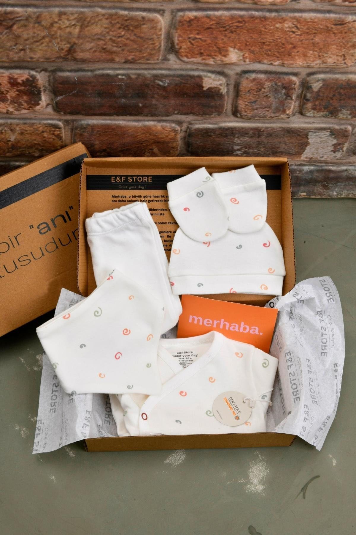 e&f Store 5’li Yenidoğan Hastane Çıkışı Seti - Sertifikalı Ve %100 Pamuklu Kumaş - soyut desenli fotoğrafı 3 (önizleme)