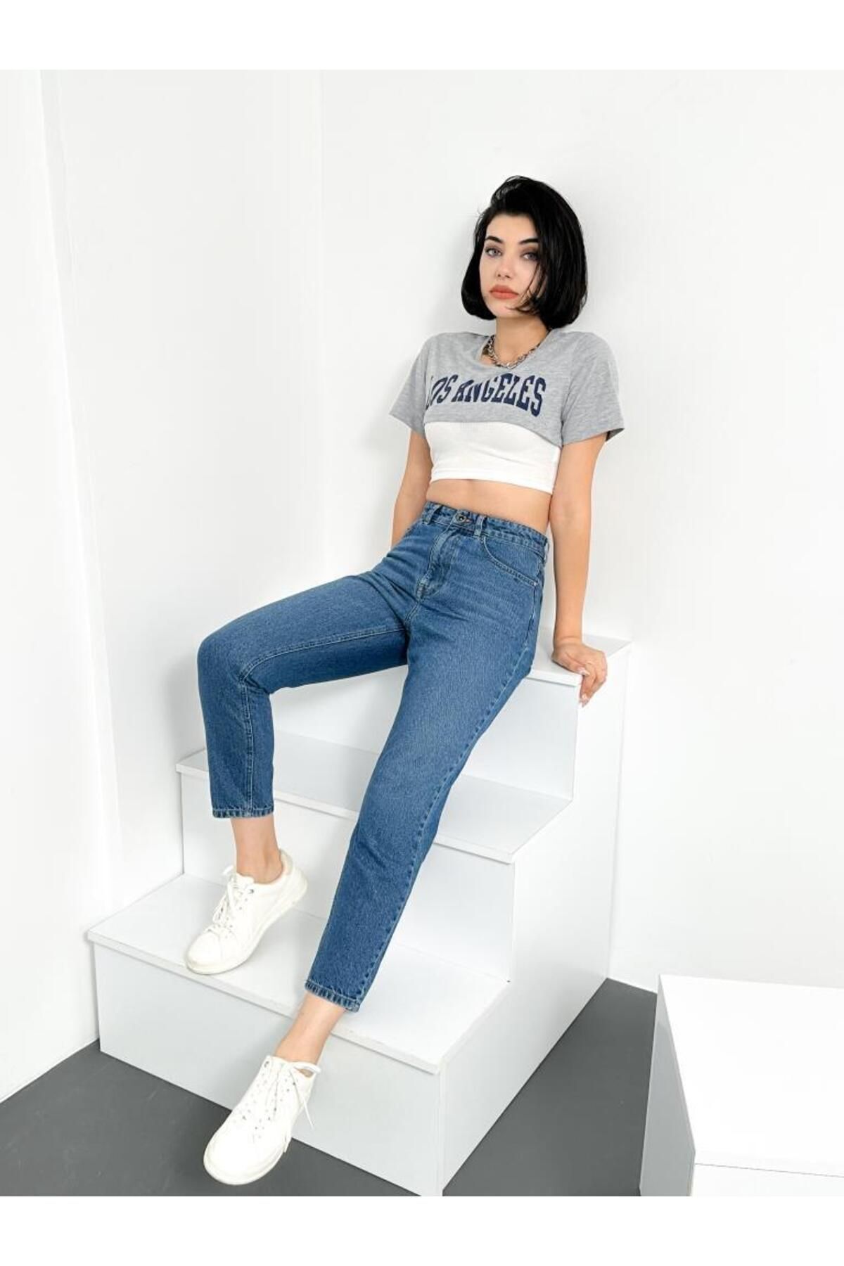 HLT JEANS Világoskék női Lycra Mom Jean magas derekú rugalmas farmer nadrág ANNA-LIGHT