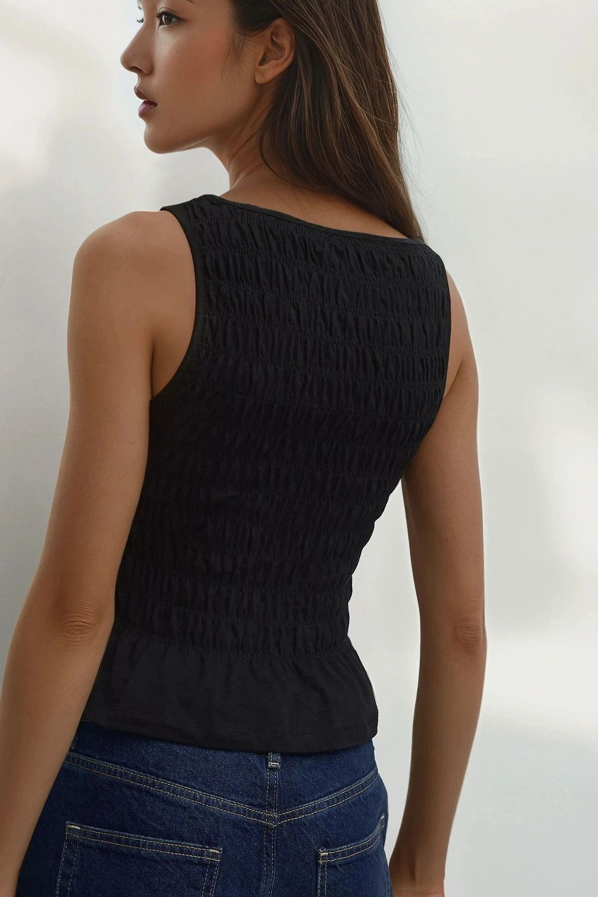 Hiccup-Textured Round Neck Stretchy Top 4