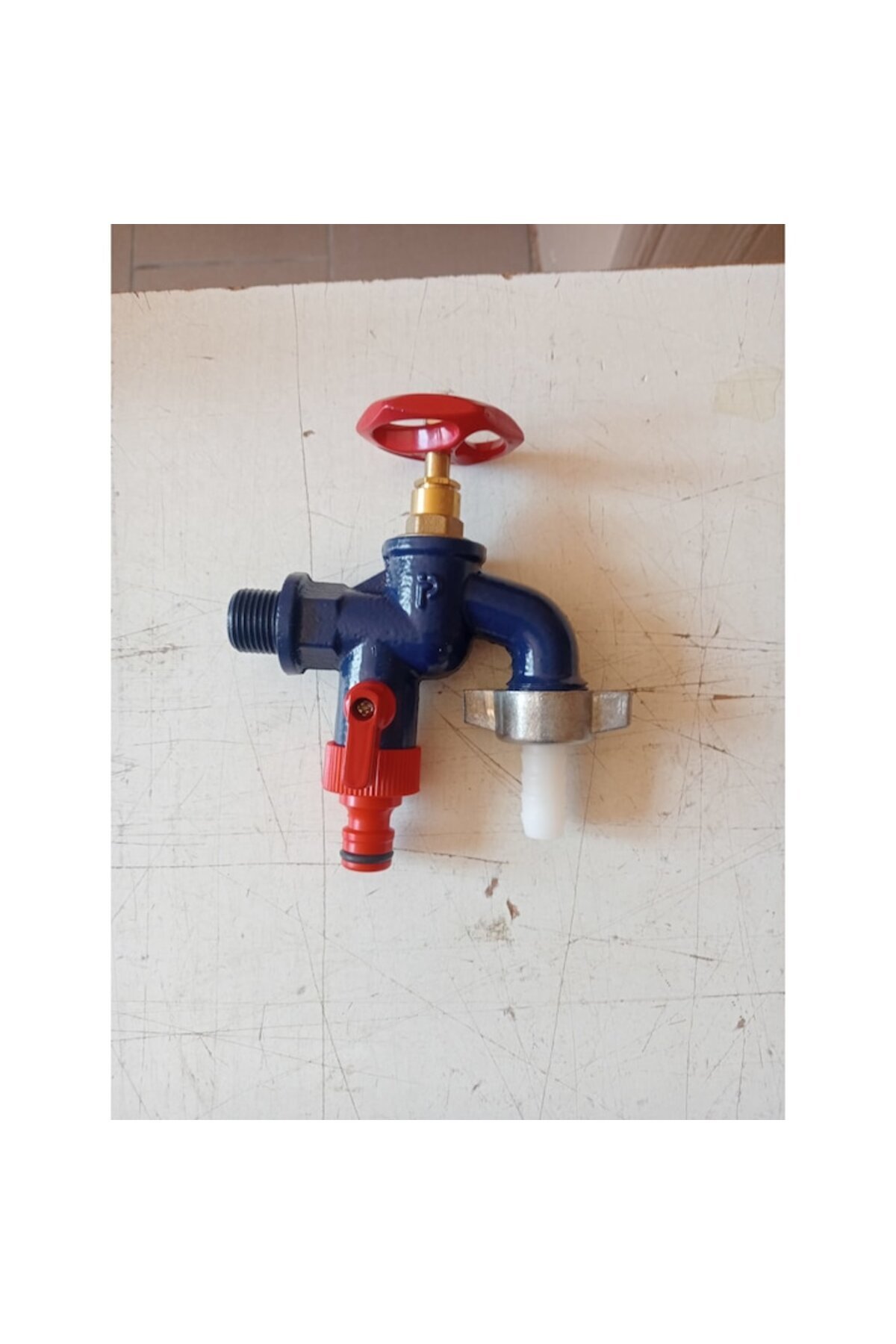 TMP-Double-service cast iron faucet with two 1/2" outlets 3