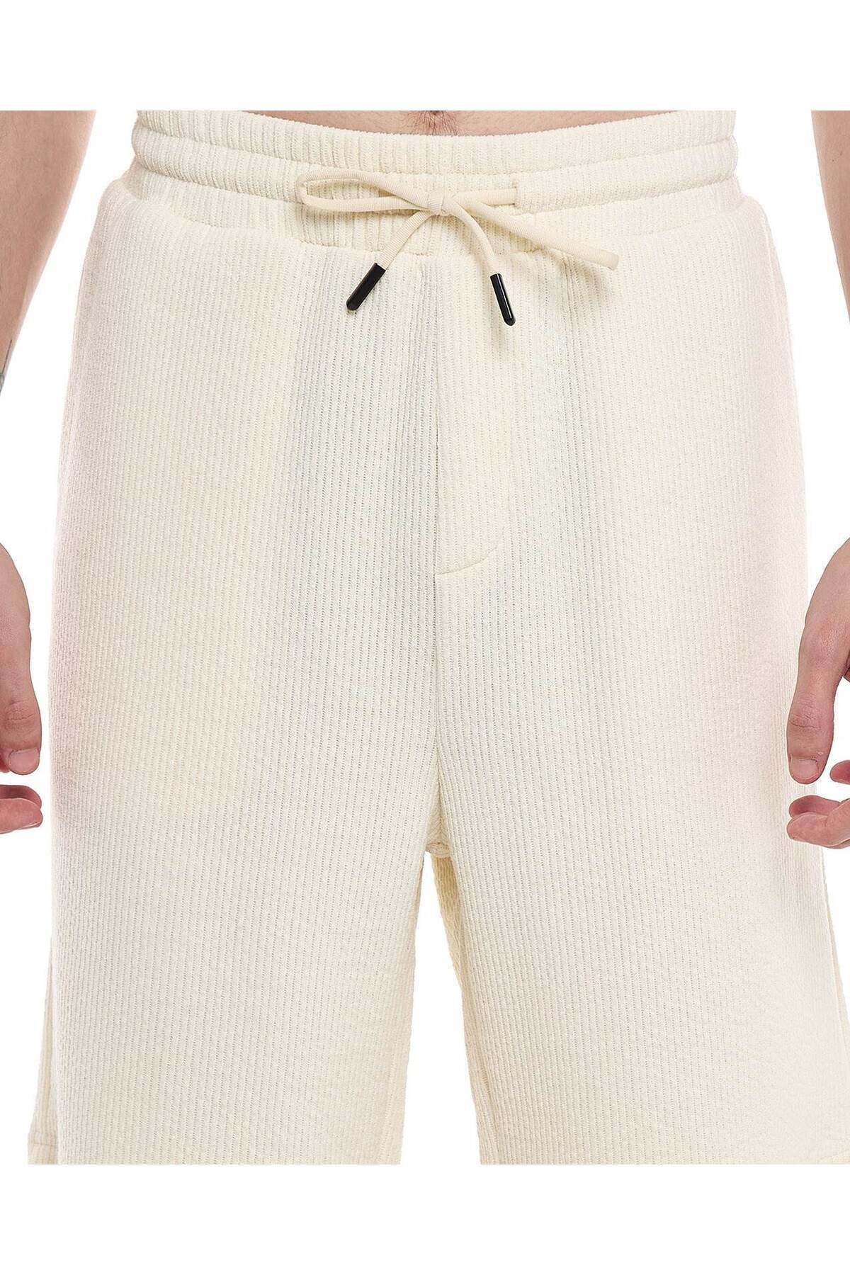 R&B-Textured Shorts with Drawstring Closure 5
