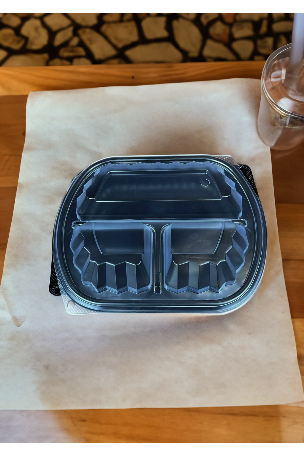 Profesyonel Servis Kabı 3 Bölmeli Mikrodalgaya Uyumlu Takeaway Catering ve Ev Kullanımı İçin 50 Adet — Koksal Pack — Saklama Kabı