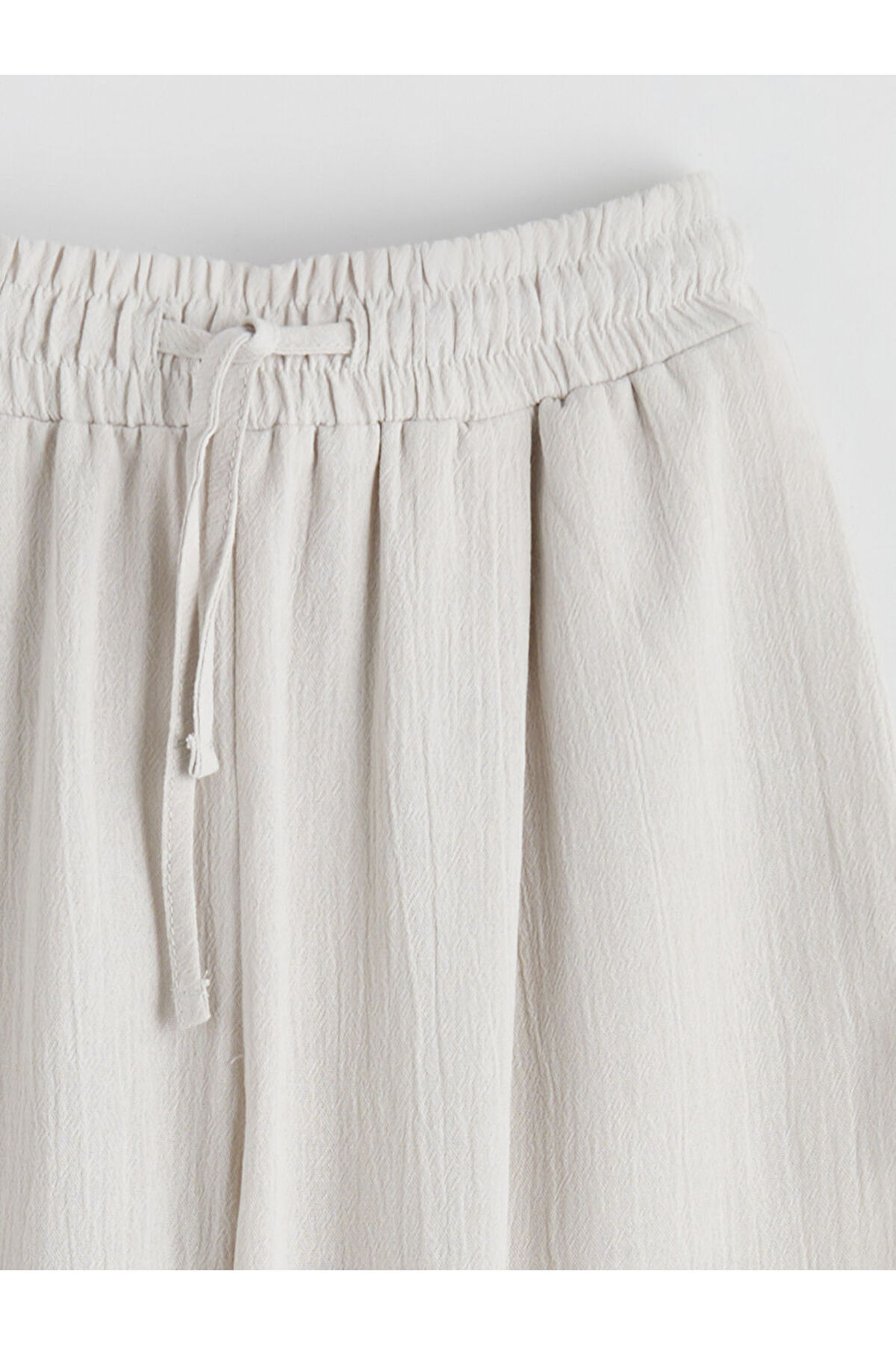 LC Waikiki-Create Your Style from Uzg Store |   Girls' Trousers with Elastic Waist 2