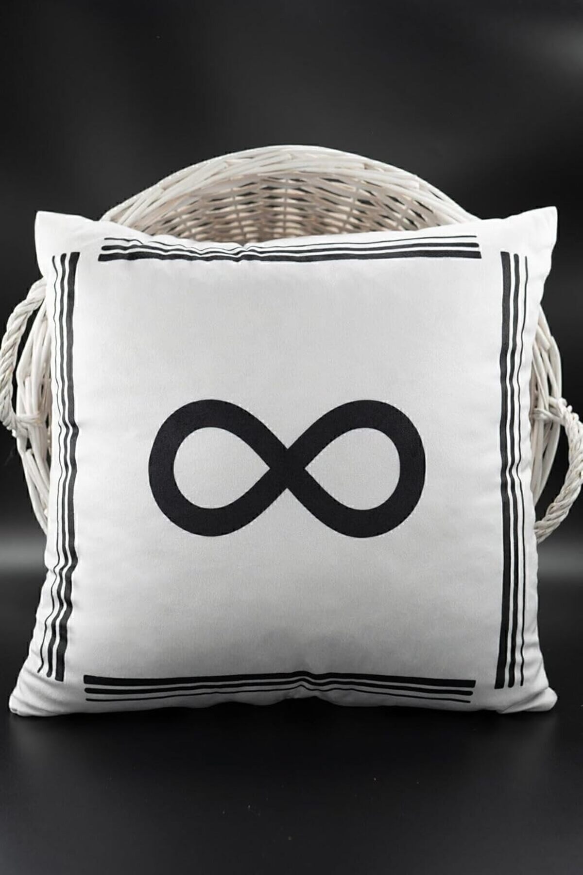 STOREMAX Sonsuz Sembollü Kırlent Kılıfı Kadife 43X43 Cm Çift Taraflı Sonsuzluk Kedi Desenli Evlilik Teklifi