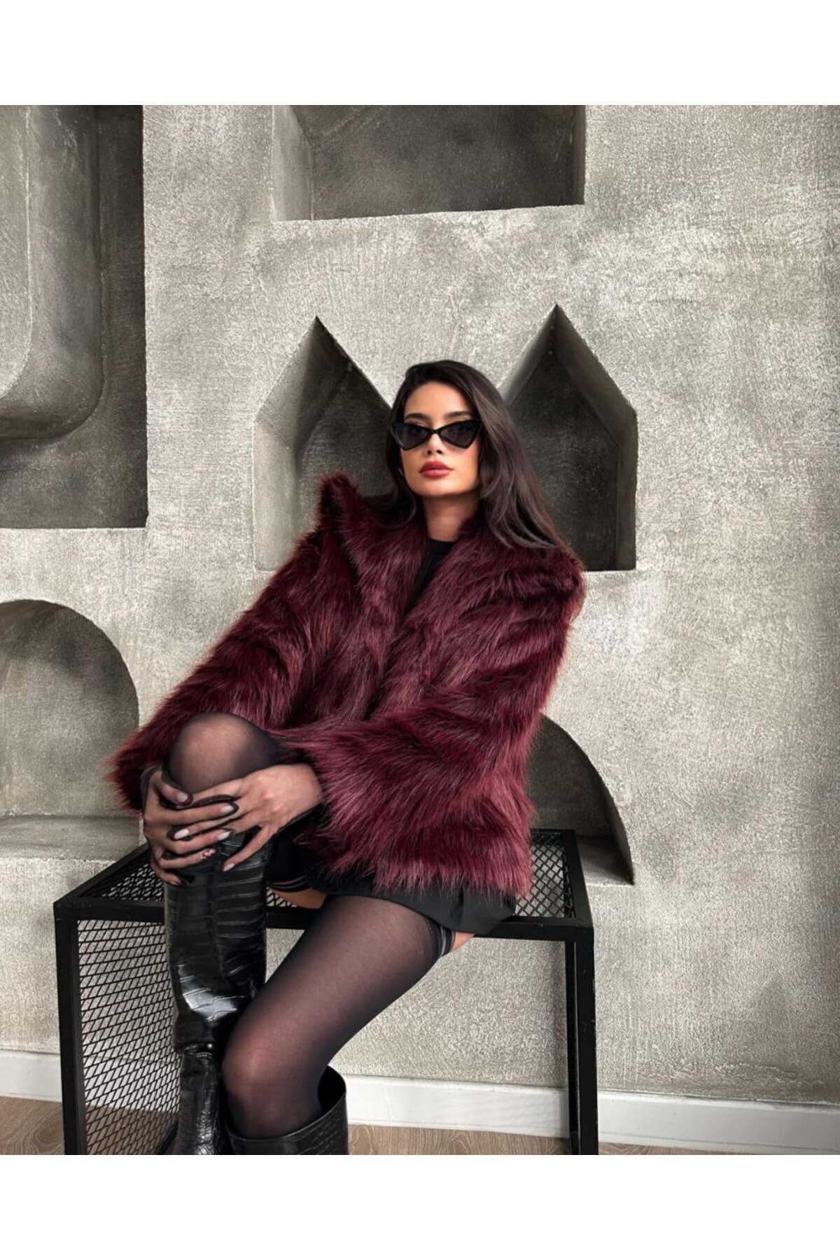 Viskosa Tüy Dökmeyen Kadın Kürk Oversize Kaban, Trend Moda, Rahat Kalıp ve Zarif Kışlık Mont
