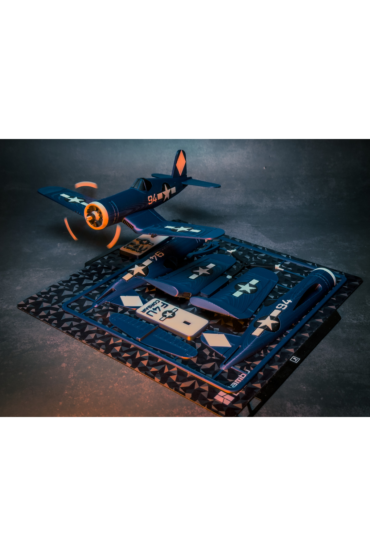 F4U 3D Kit Kart – WWII War Plane Model, Desktop Decorative Object