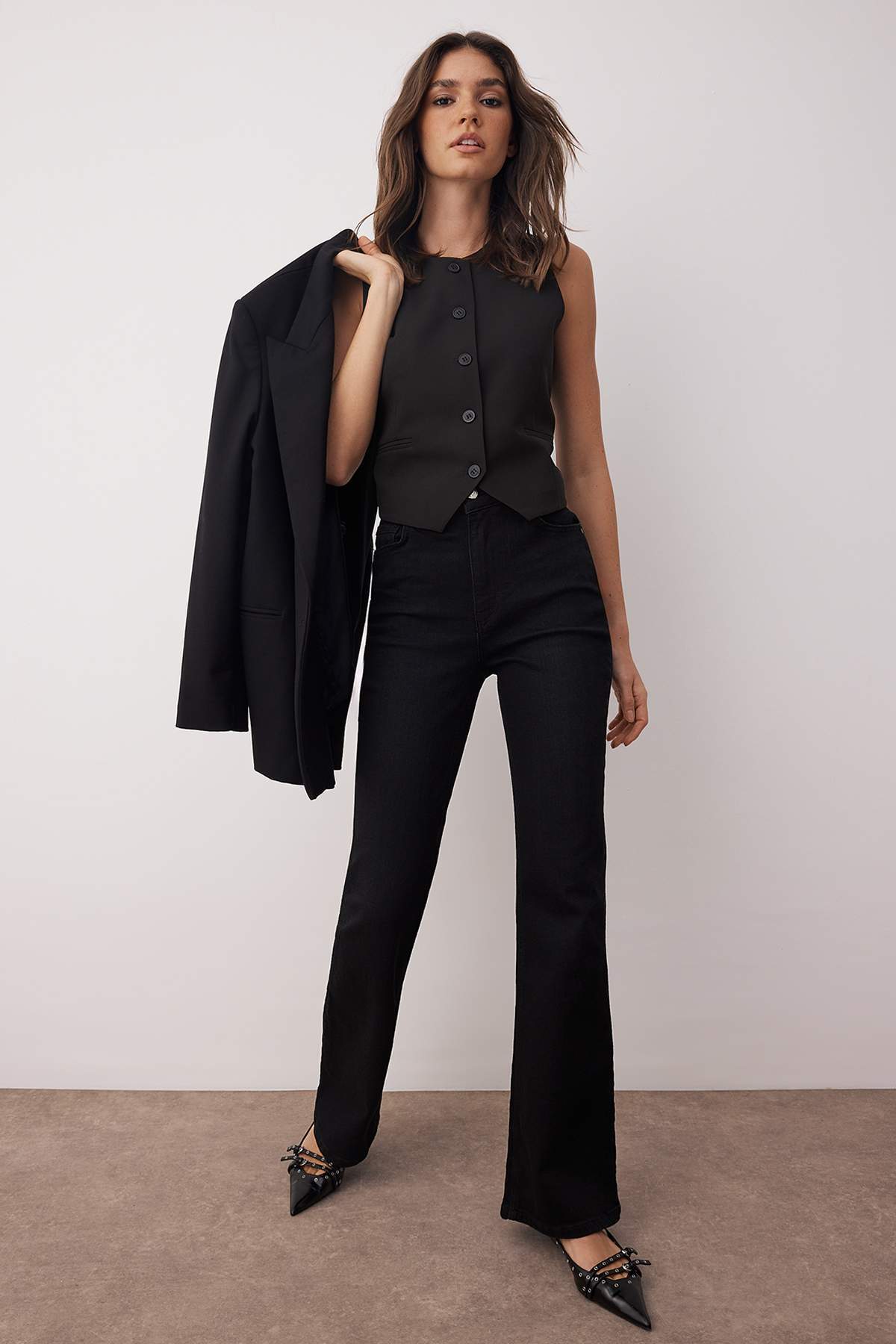 Trendyolmilla  Siyah Normal Bel Comfort/Esnek Flare Jeans TWOAW26JE00049