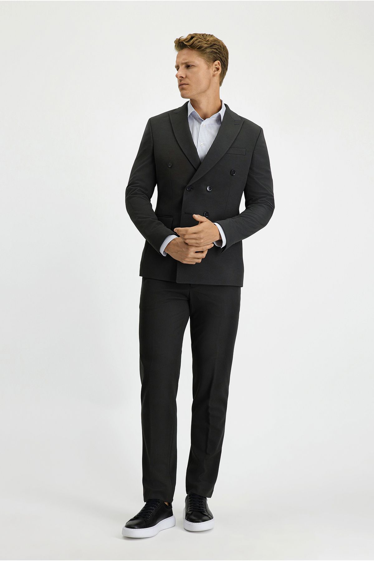 Kiğılı Slim Fit Dar Kesim Kruvaze Takım Elbise