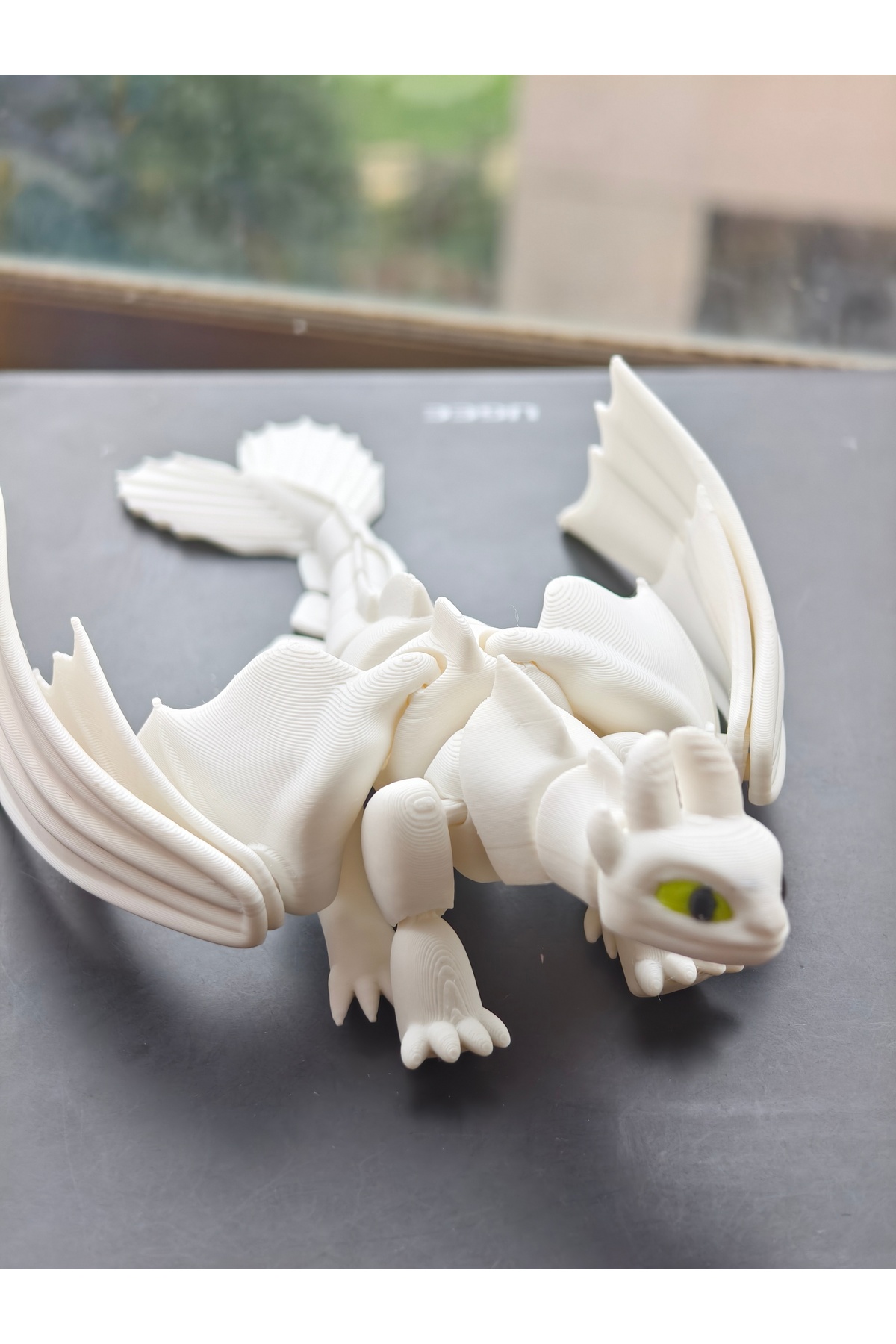Light Fury – Toothless’ın Eşi Mini Heykel