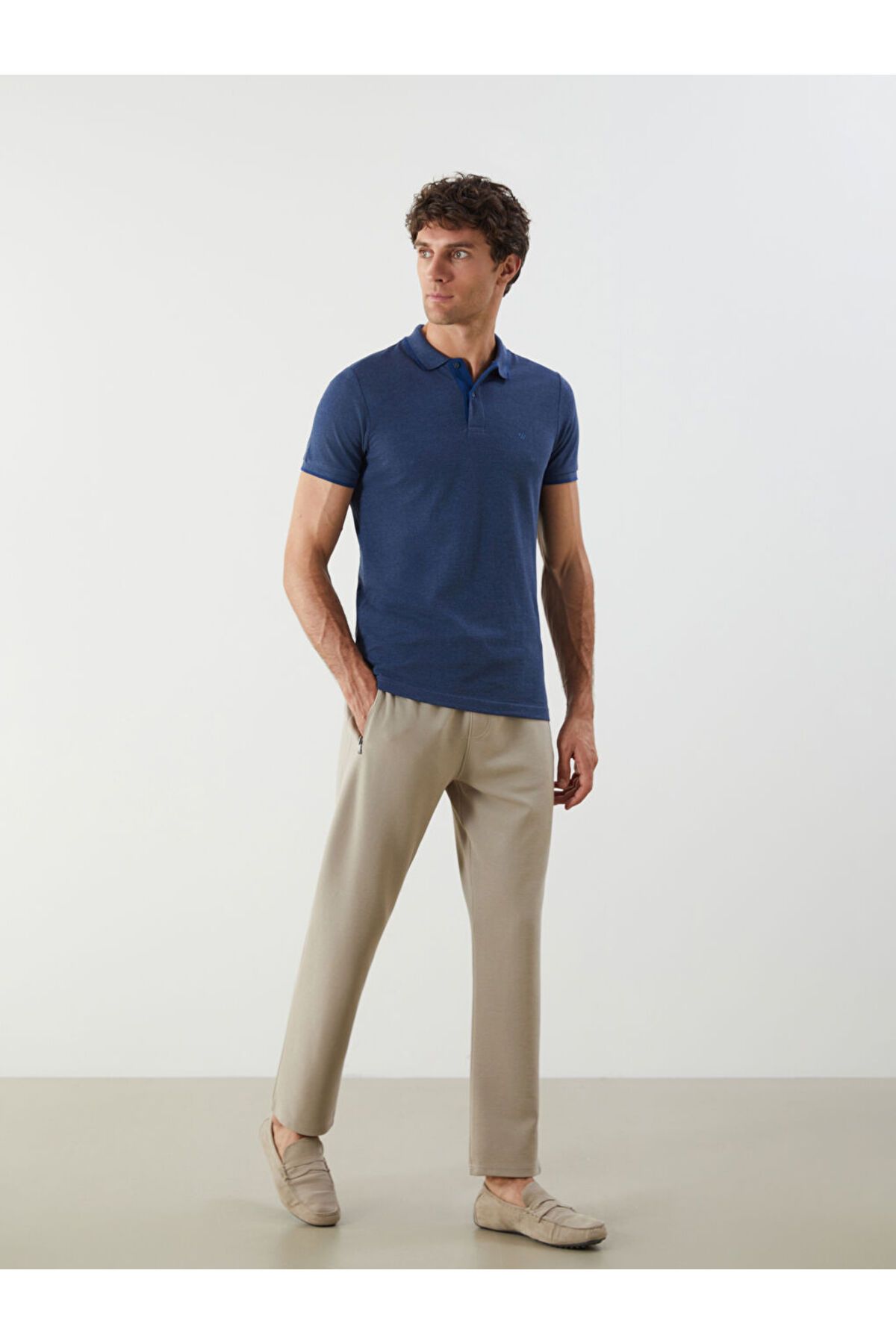 LC Waikiki-Create Your Style from Uzg Store |   Standard Fit Men's Sweatpants 1