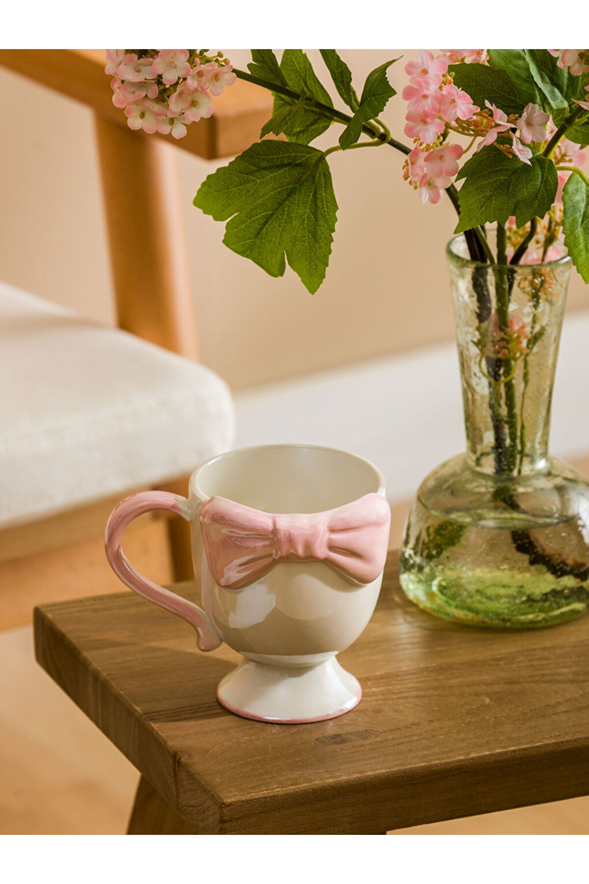 LC Waikiki-Sparkling Selections from Shining Store |   Bow Patterned Ceramic Mug 300 ml 2