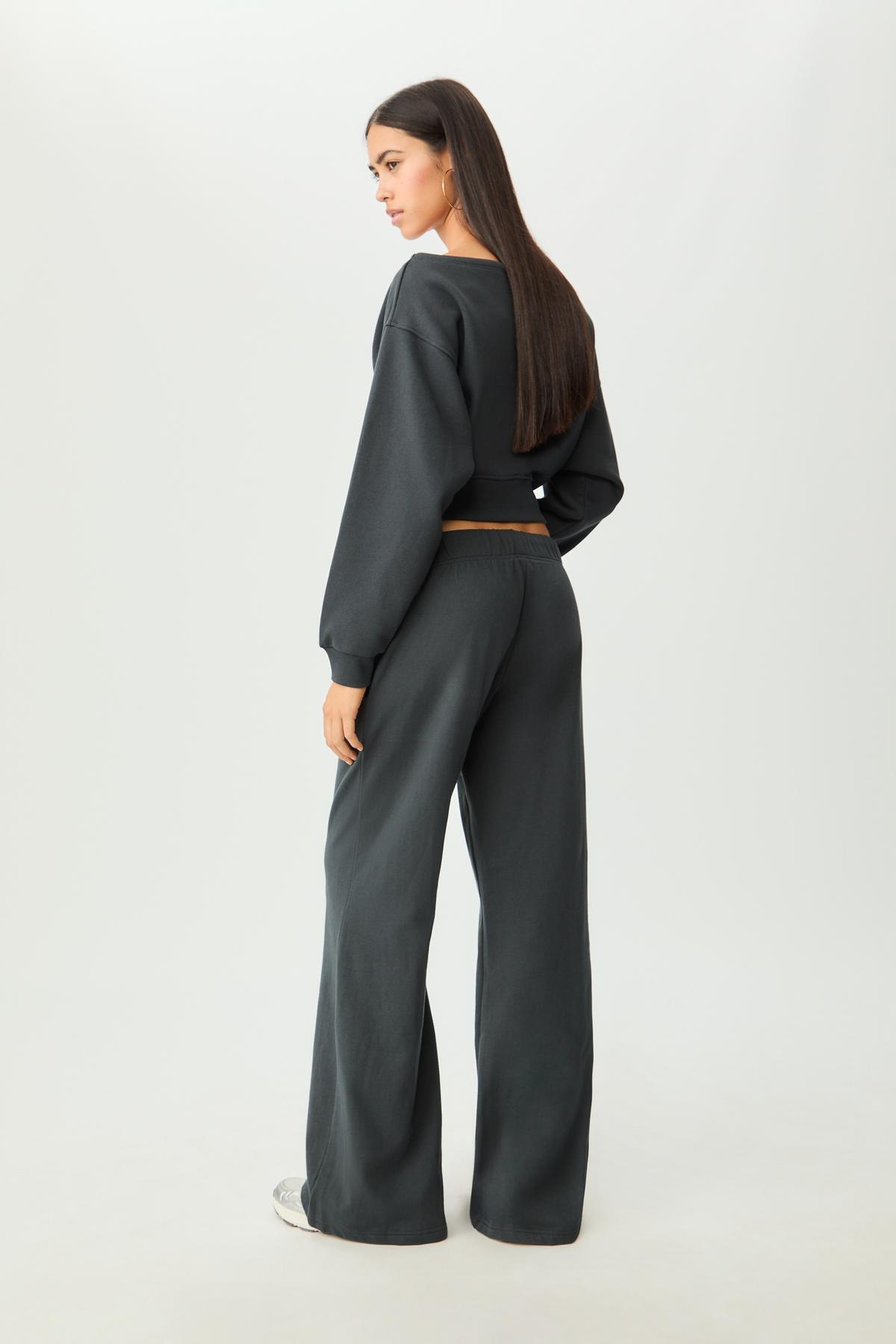 Stradivarius-Relaxed fit flared trousers with drawstrings 5
