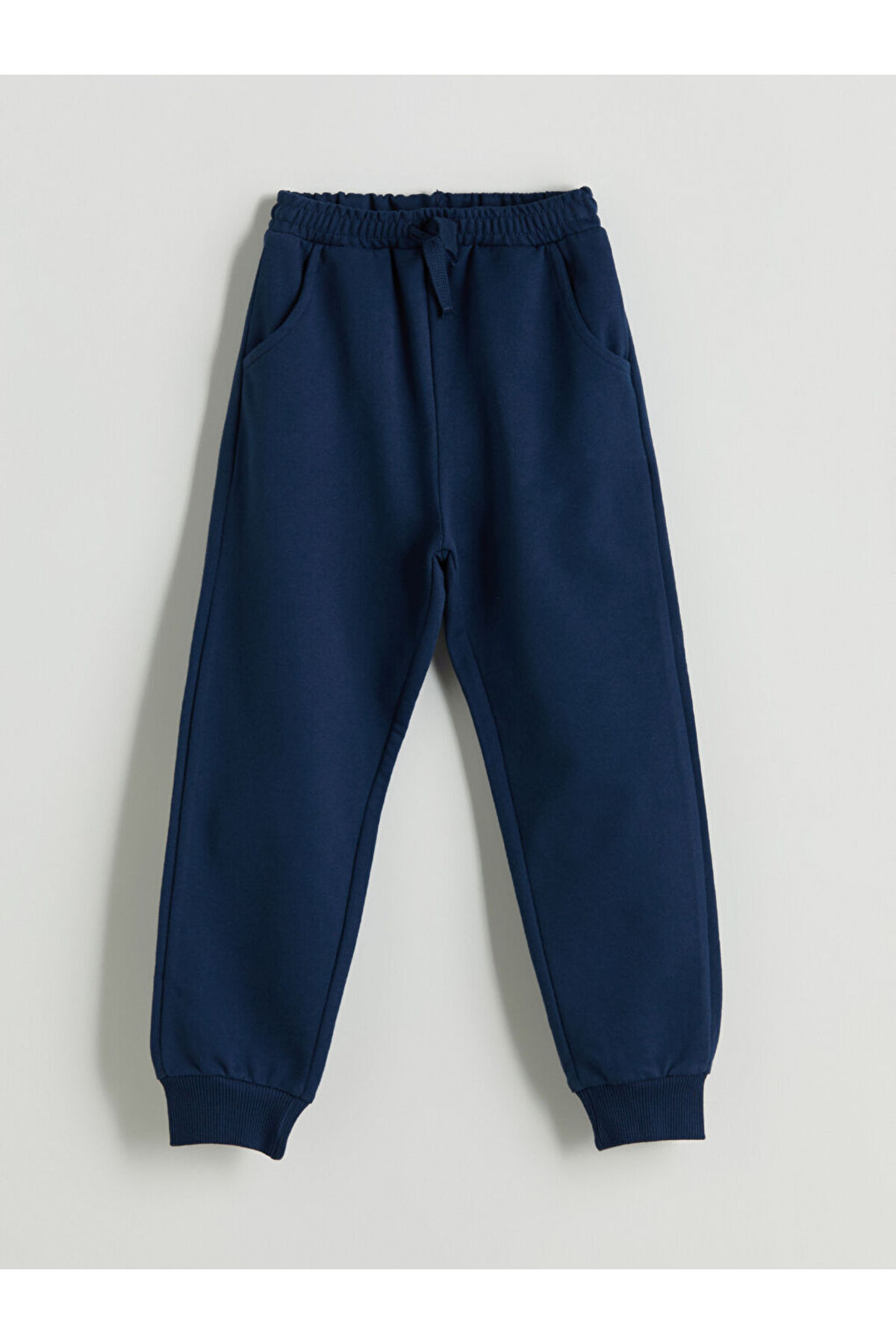 LC Waikiki-Create Your Style from Uzg Store |   Printed Boys' Sweatshirt and Sweatpants Set of 2 5