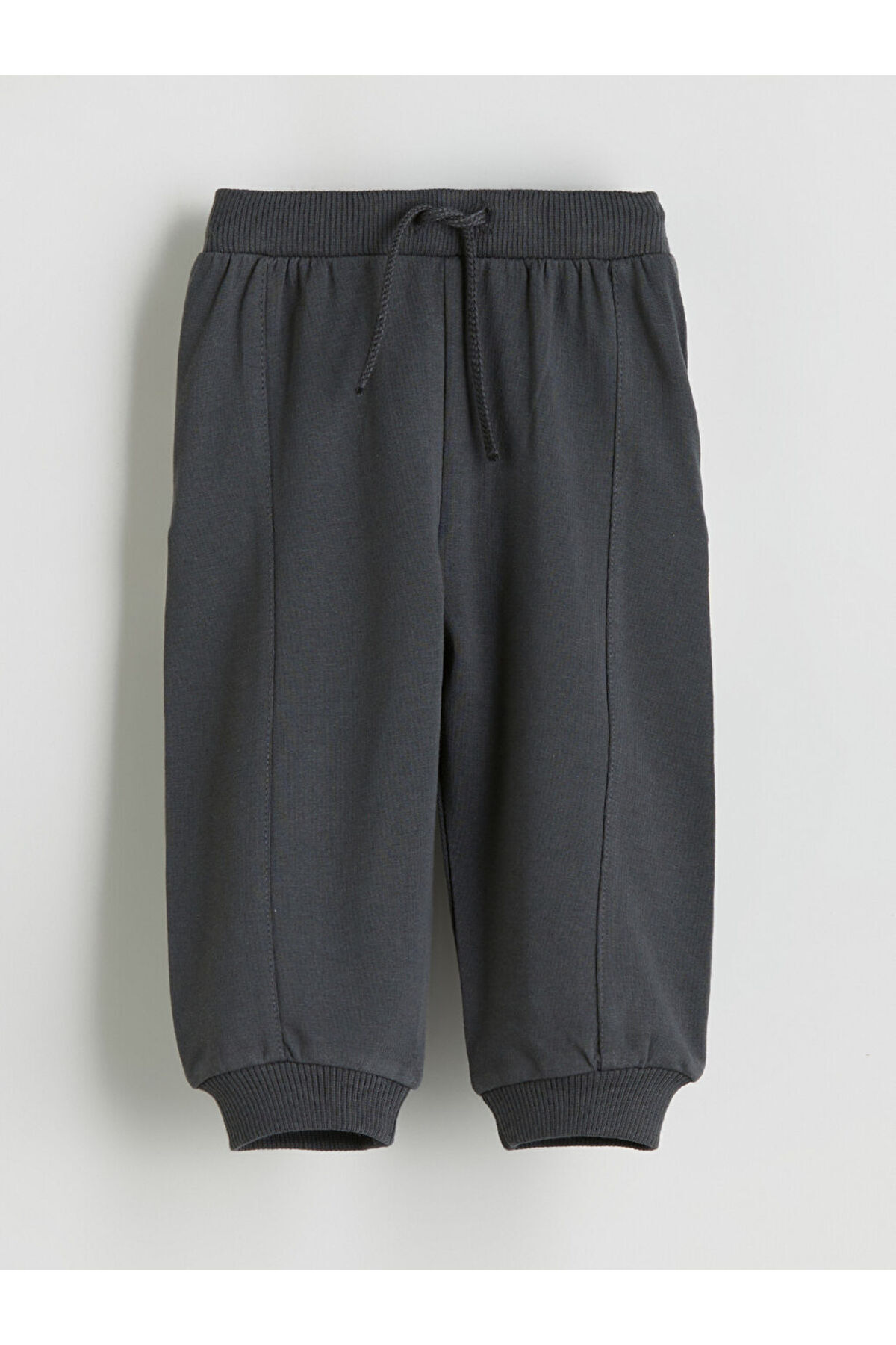 LC Waikiki-Sparkling Selections from Shining Store |   Printed Baby Boy Sweatshirt and Sweatpants Set of 2 5