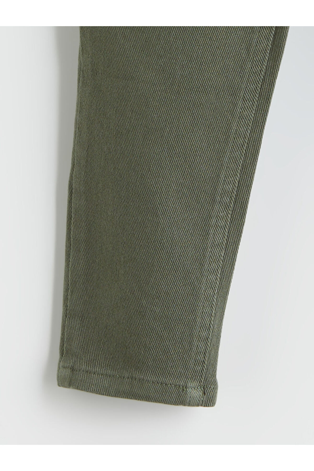 LC Waikiki-Sparkling Selections from Shining Store |   Boys' Trousers with Elastic Waist 2