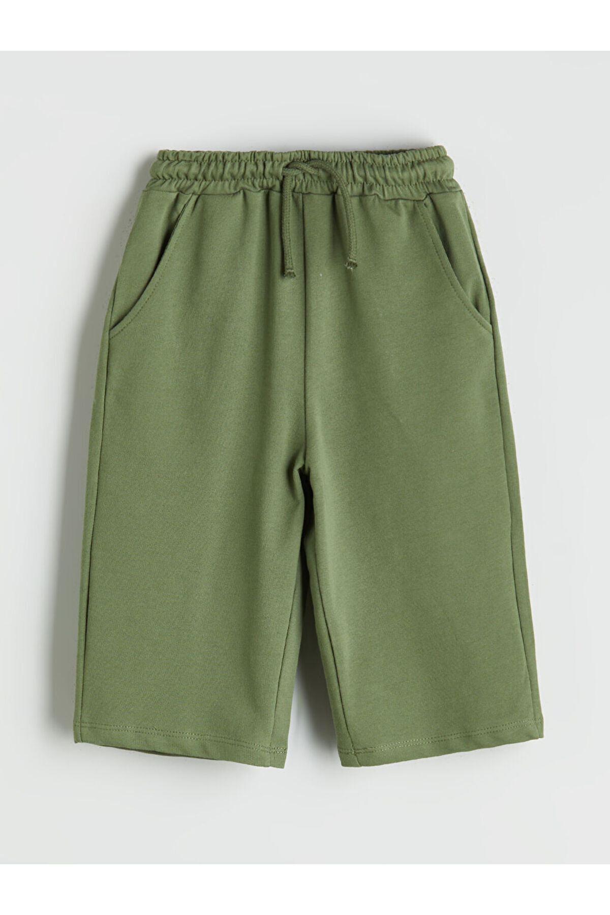 LC Waikiki-Sparkling Selections from Shining Store |   Boys' Capri Pants with Elastic Waist 1