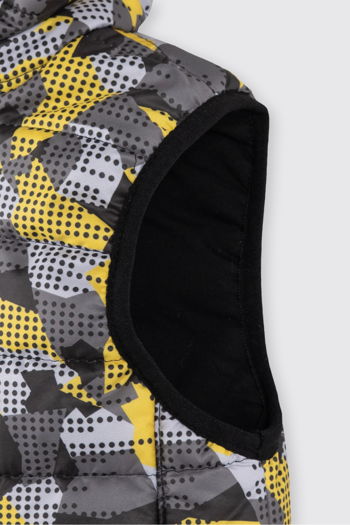 Panço Erkek Bebek Desenli Kapüşonlu Şişme Siyah Yelek fotoğrafı 2 (önizleme)