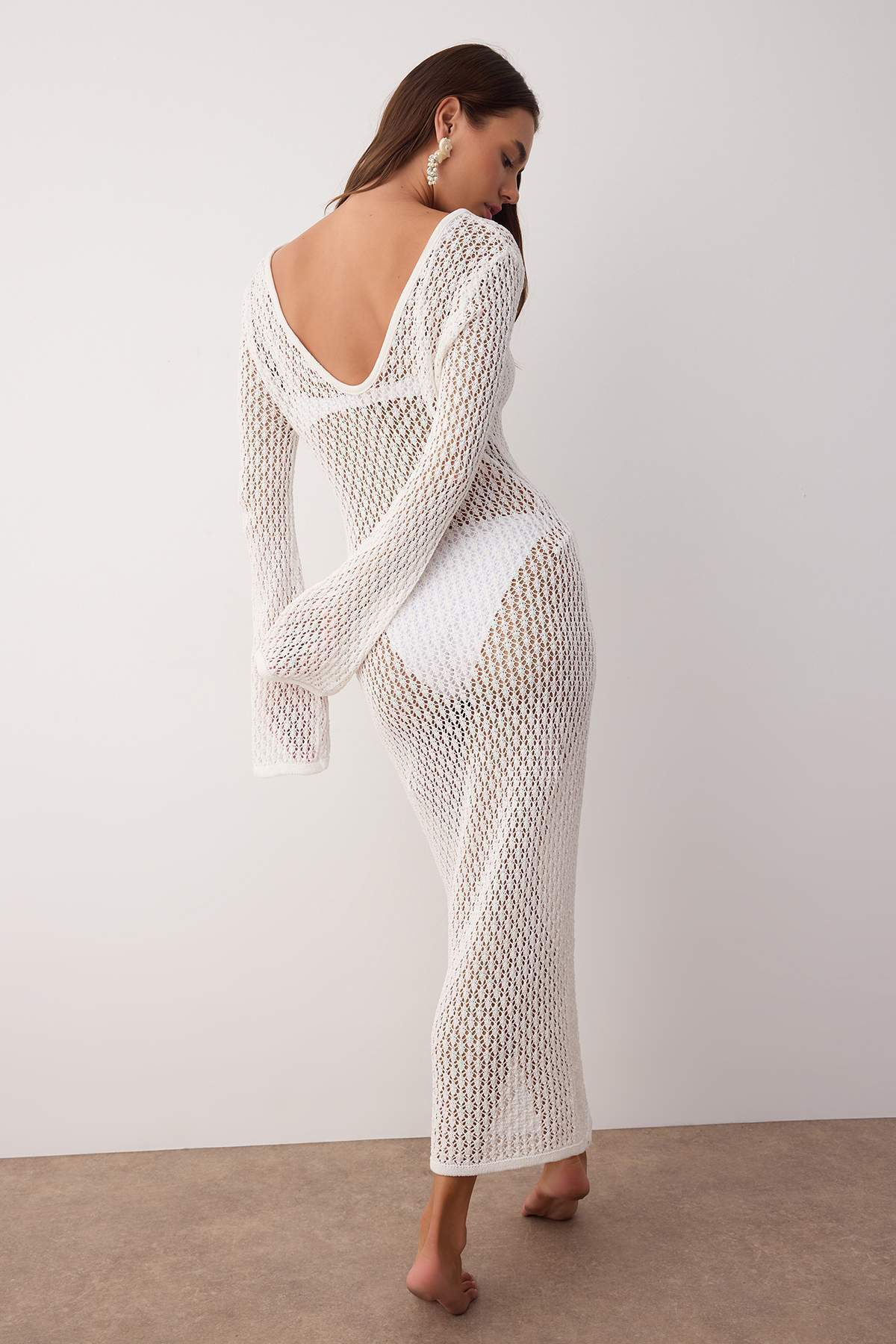 Trendyolmilla  Ekru Triko Maxi Derin V Yaka Plaj Elbisesi TBESS25EL00151 - Görsel 3