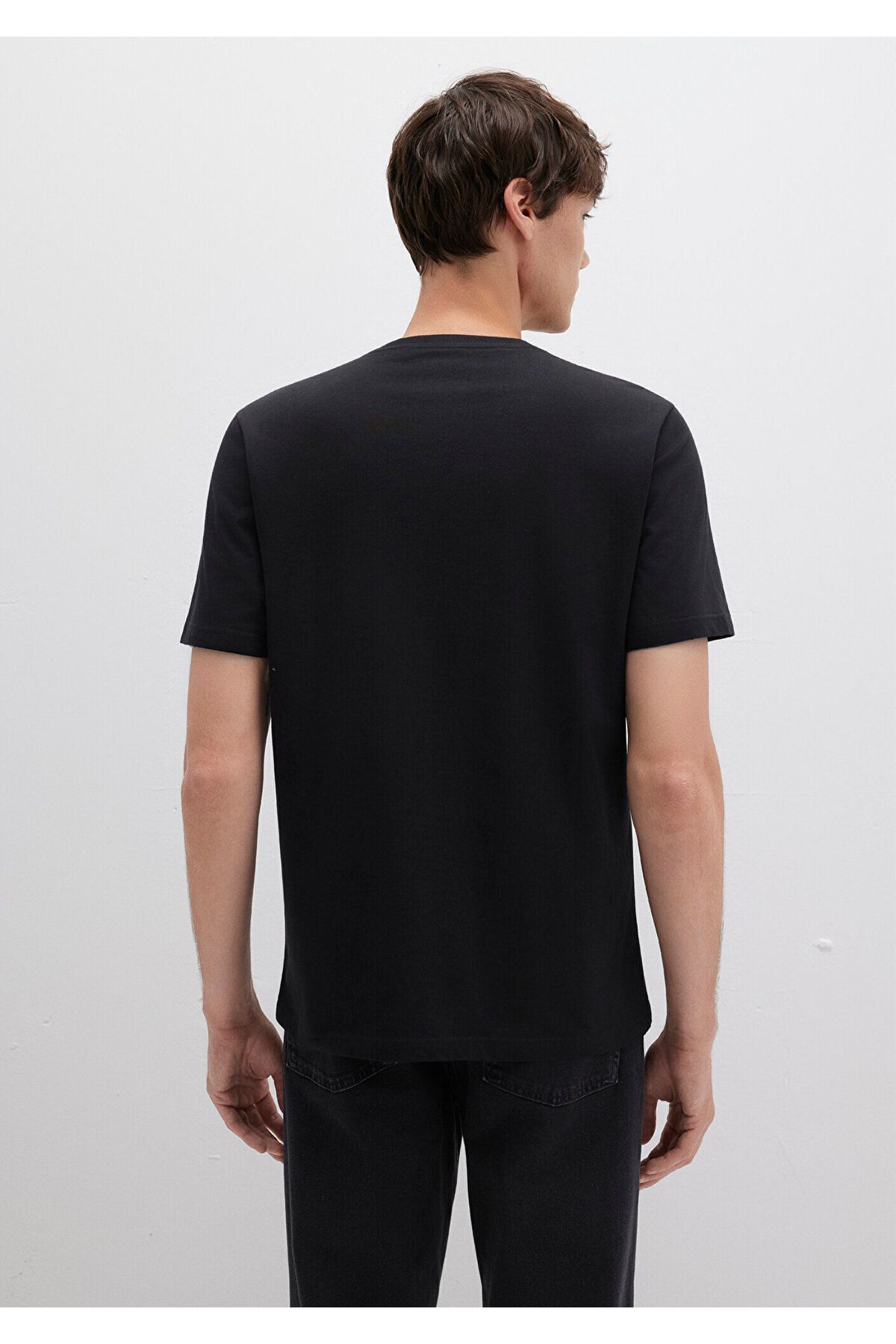 Mavi-Schwarzes T-Shirt mit Logo-Aufdruck Regular Fit / Regular Fit0611714-900 5