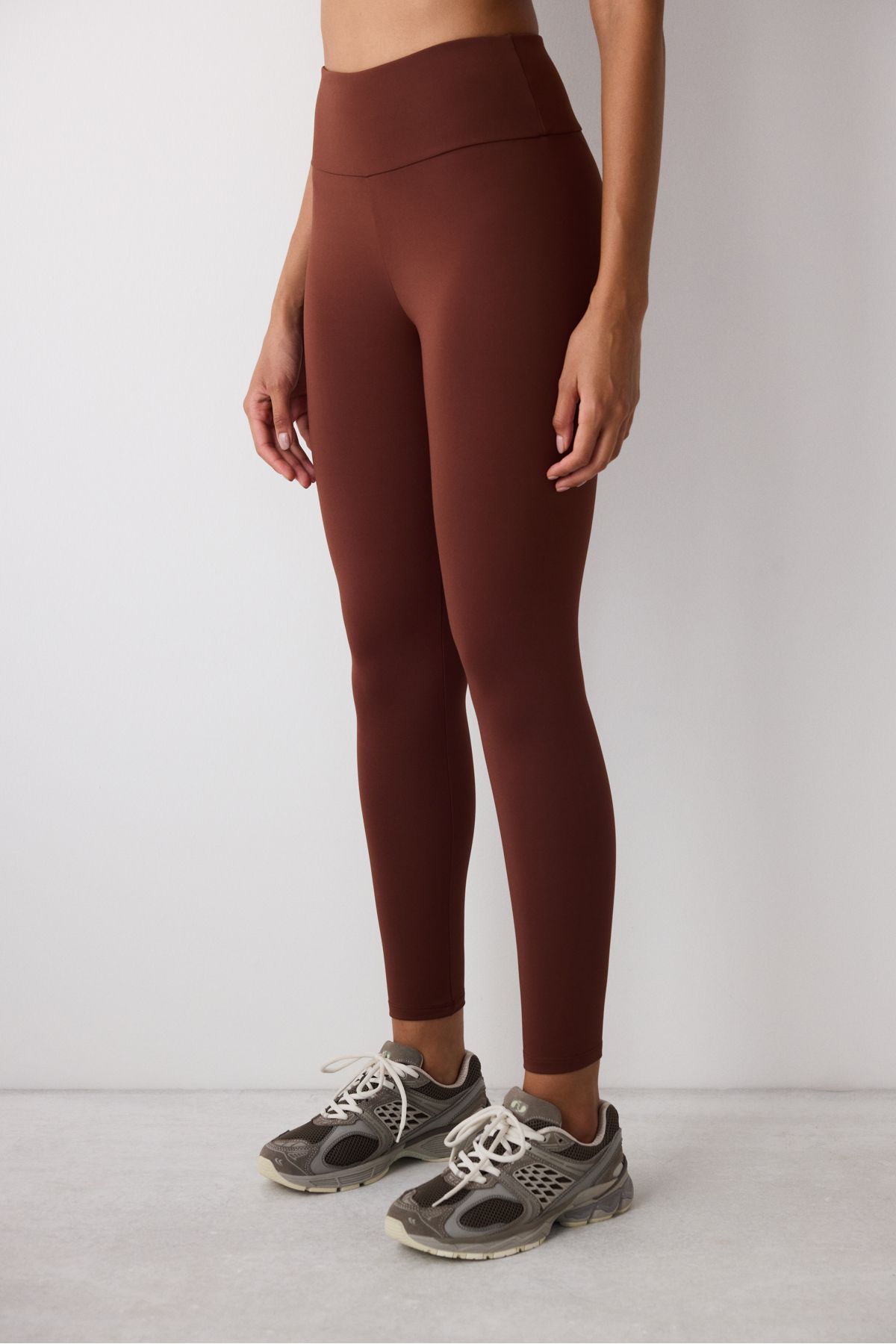 Penti-Braune, knöchellange, bequeme Thermo-Leggings mit hoher Taille 1
