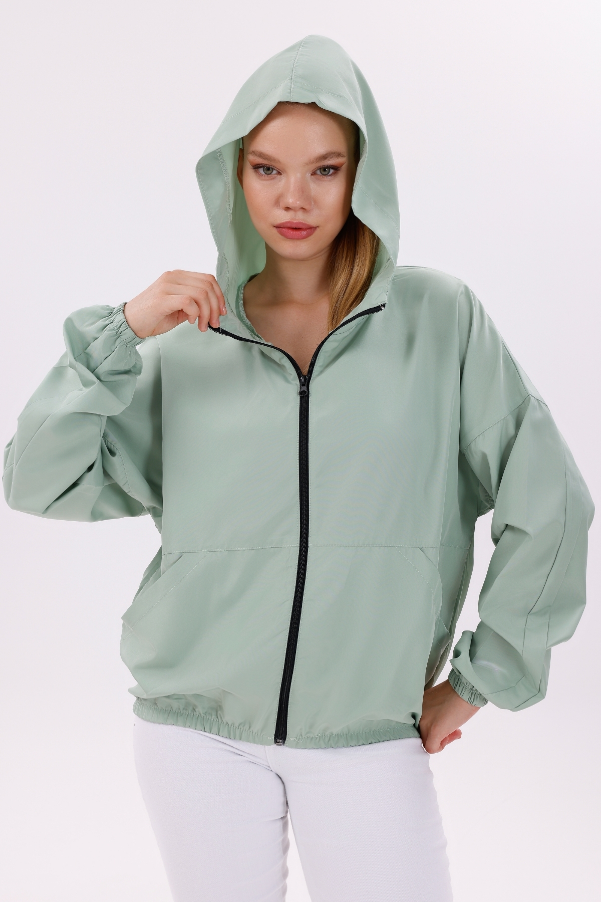 freemen  Kadın Su Yeşili Kapüşonlu Şık ve Rahat Tasarımlı Rüzgar Geçirmez Mevsimlik Yağmurluk