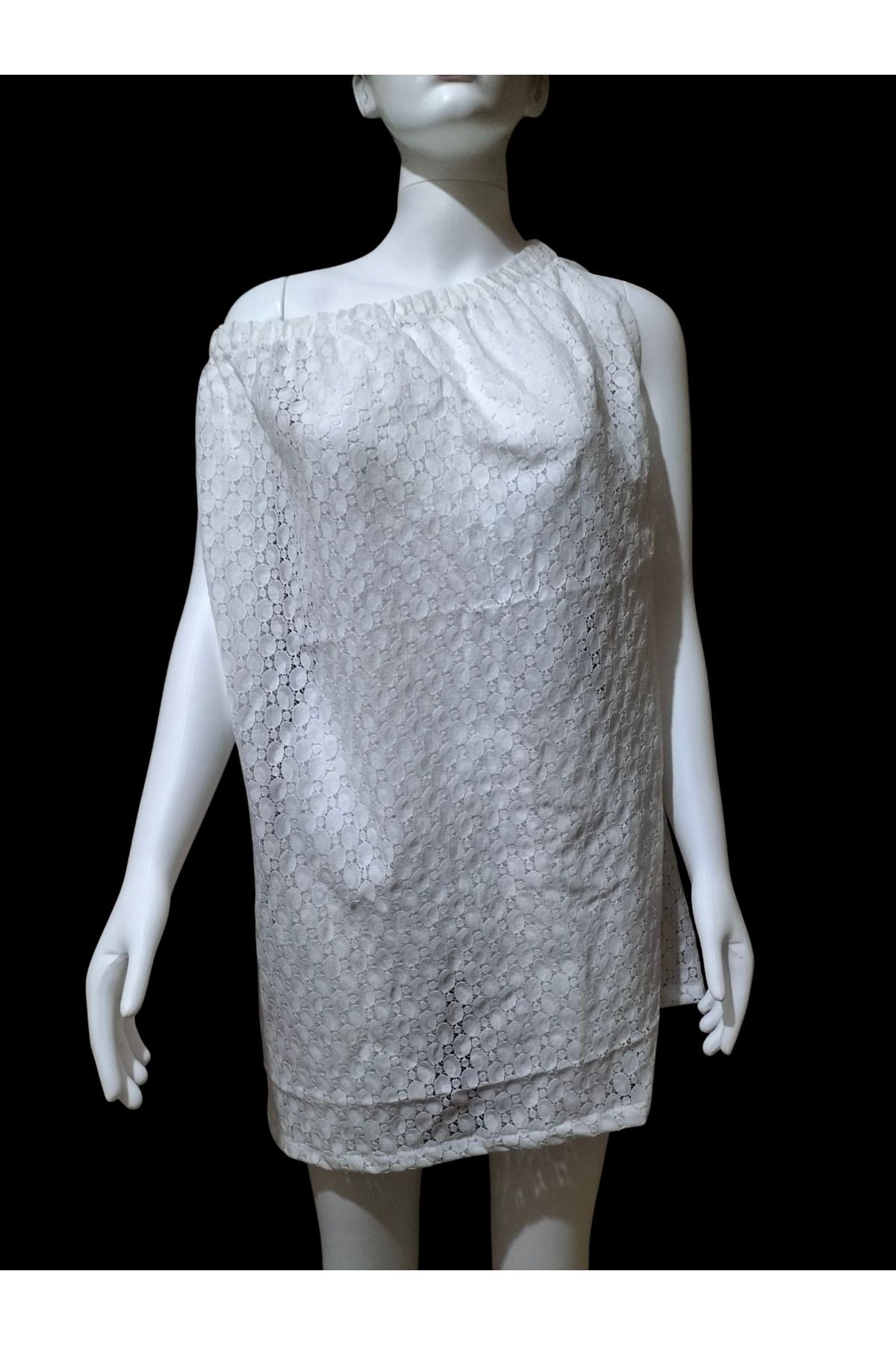 The Fabrics Studio-White Mesh Beach Dress with Elastic Shoulder Different Usage Shapes 4
