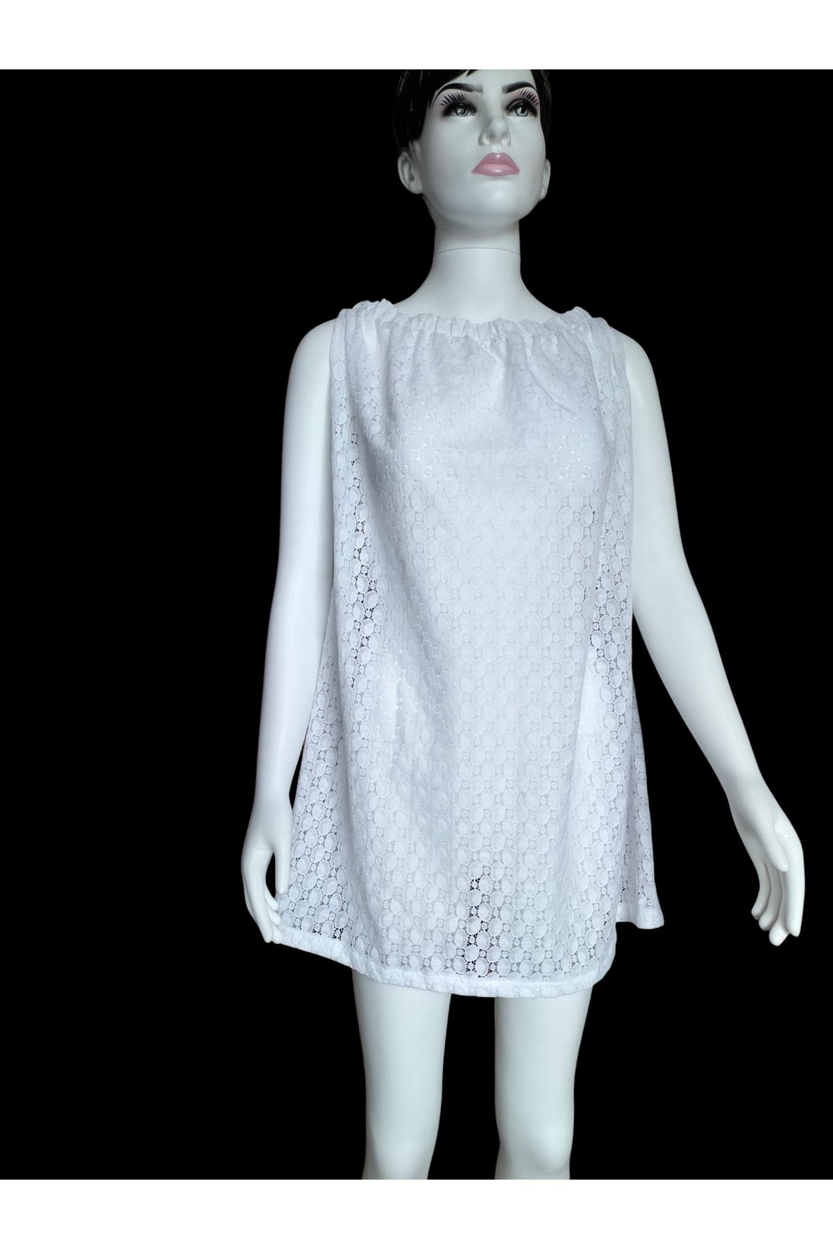 The Fabrics Studio-White Mesh Beach Dress with Elastic Shoulder Different Usage Shapes 1
