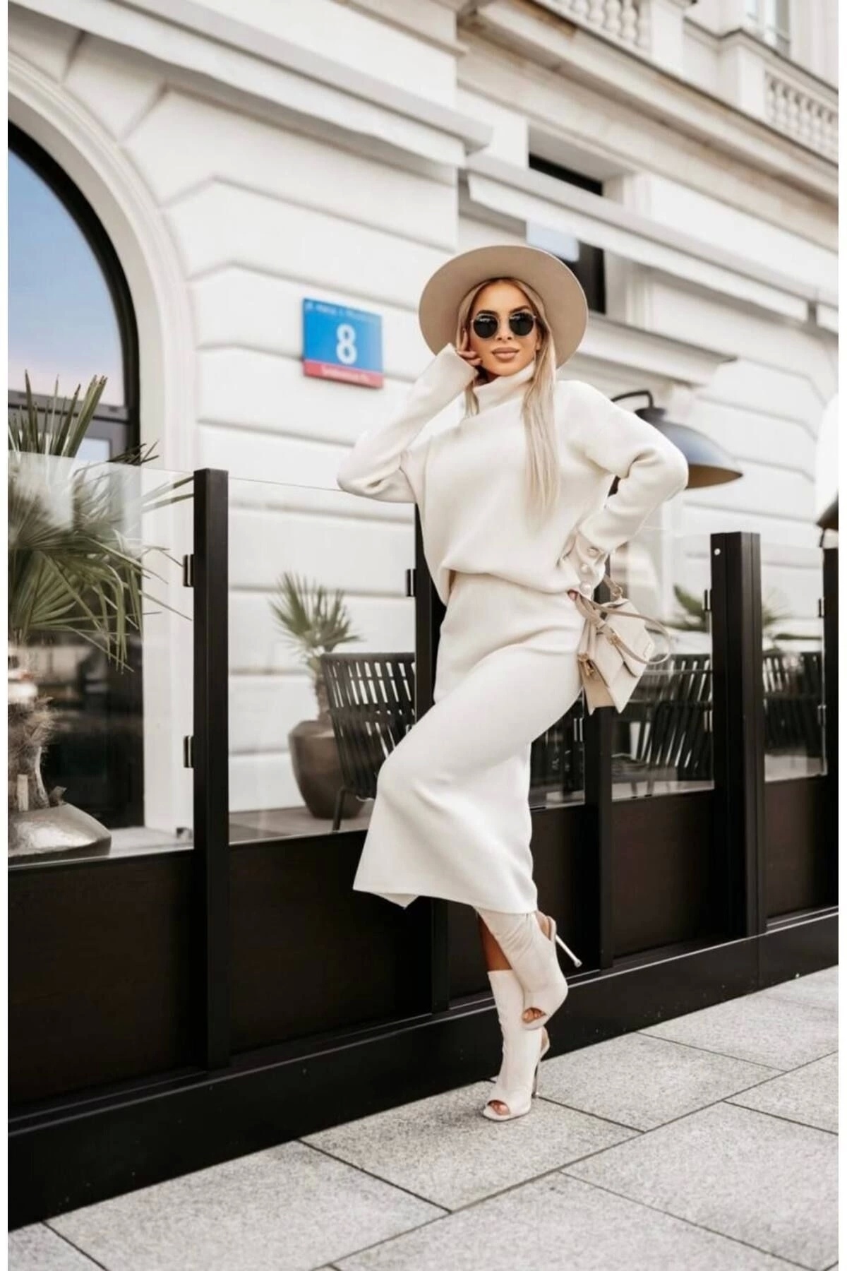 Lusin Жіночий пуловер з перламутровими ґудзиками детальний пуловер спідниця нижній верхній трикотажний комплект кремовий