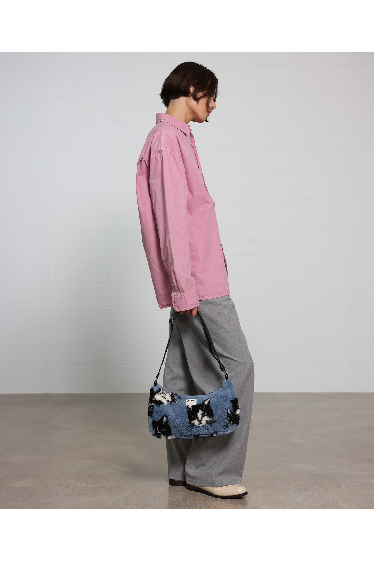 Mavi Çanta Modelleri 👜 Şıklığı Yakalayın! Sayfa 16