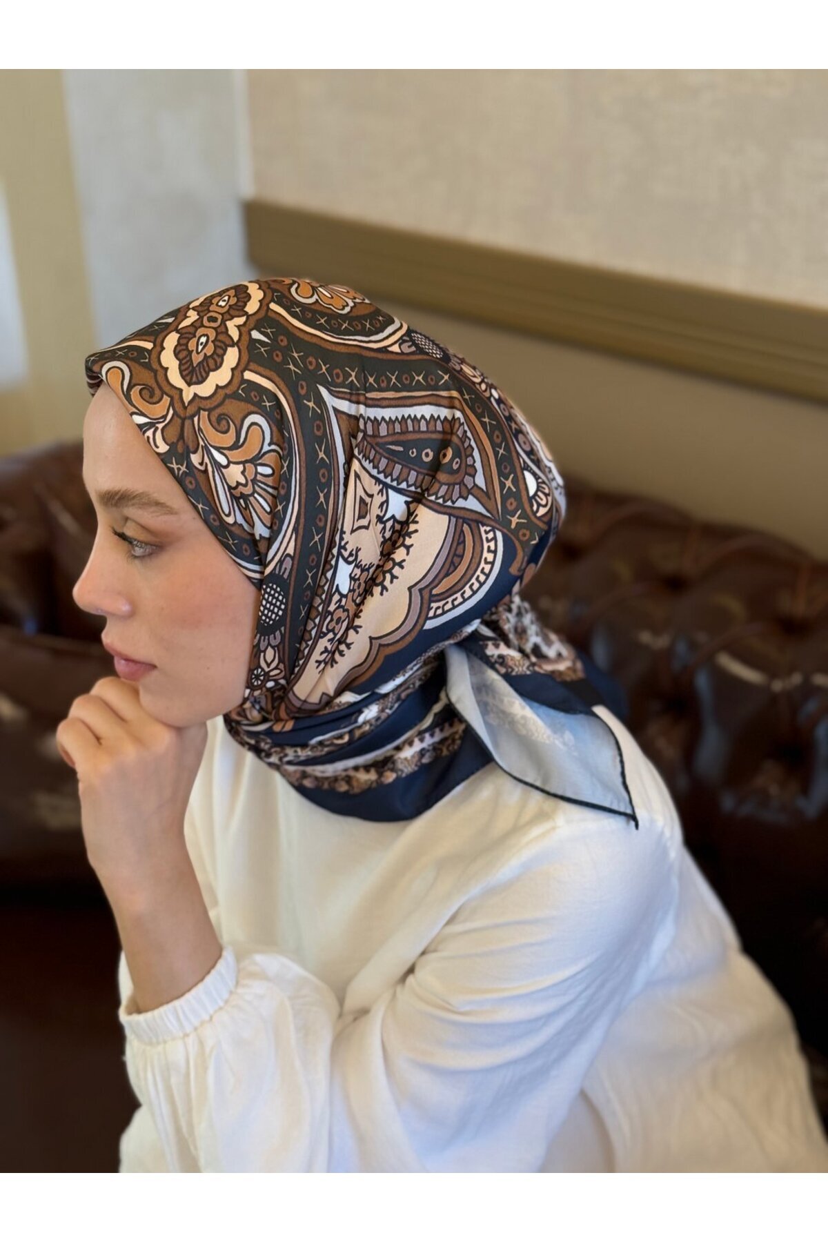 Modakaşmir-Paisora Pattern Twill Scarf 1