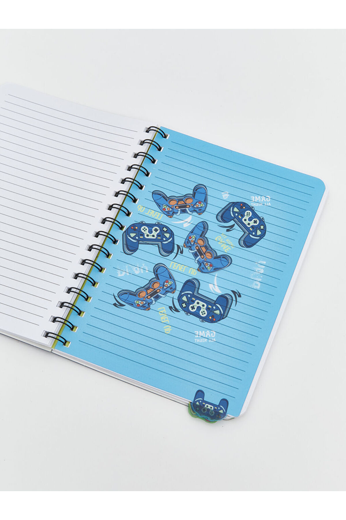 LC Waikiki-Create Your Style from Uzg Store |   Printed Striped Boy's Notebook 3