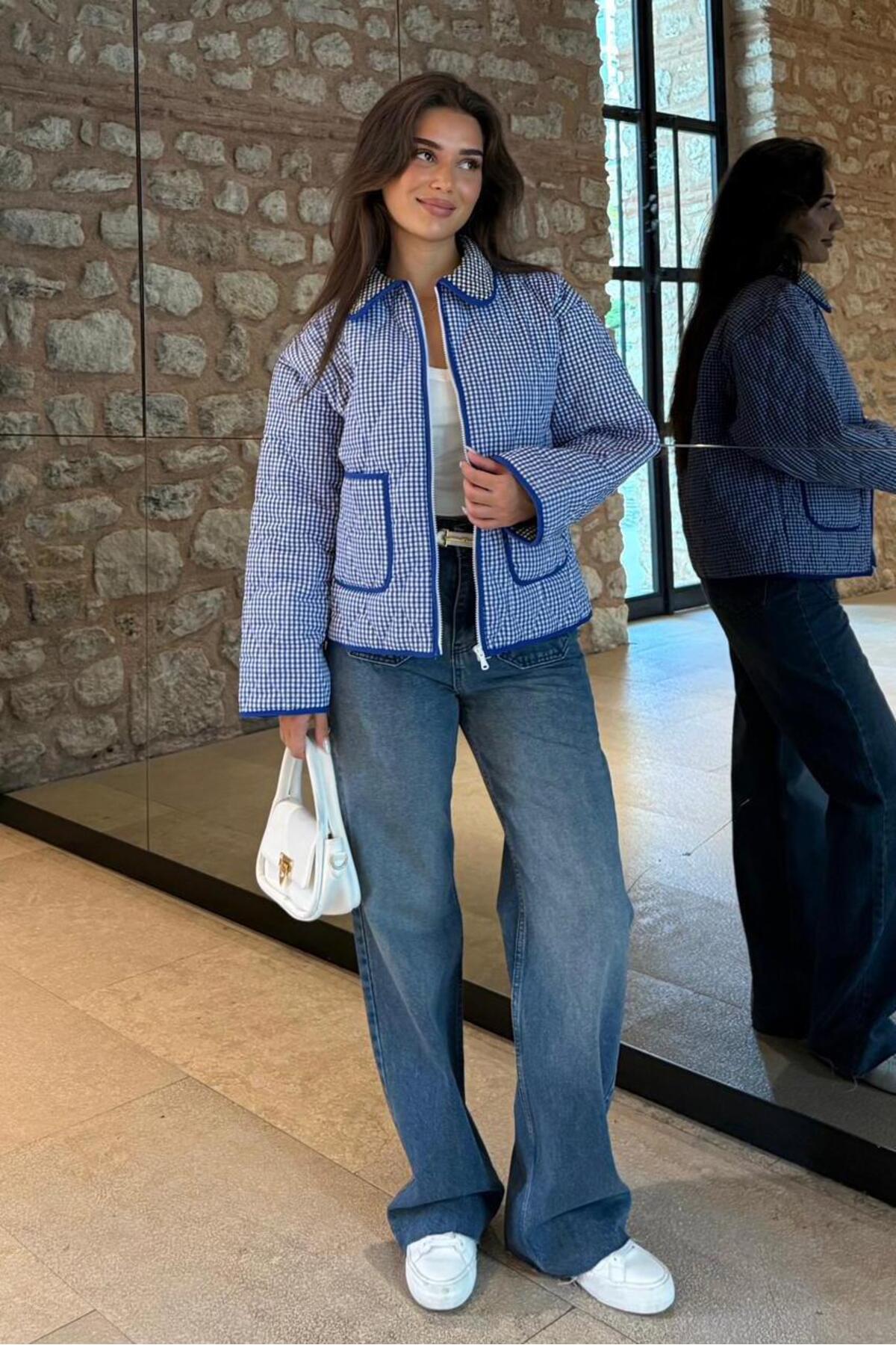 Madmext  Mavi Pötikareli Cepli Kadın Mont Mg2488