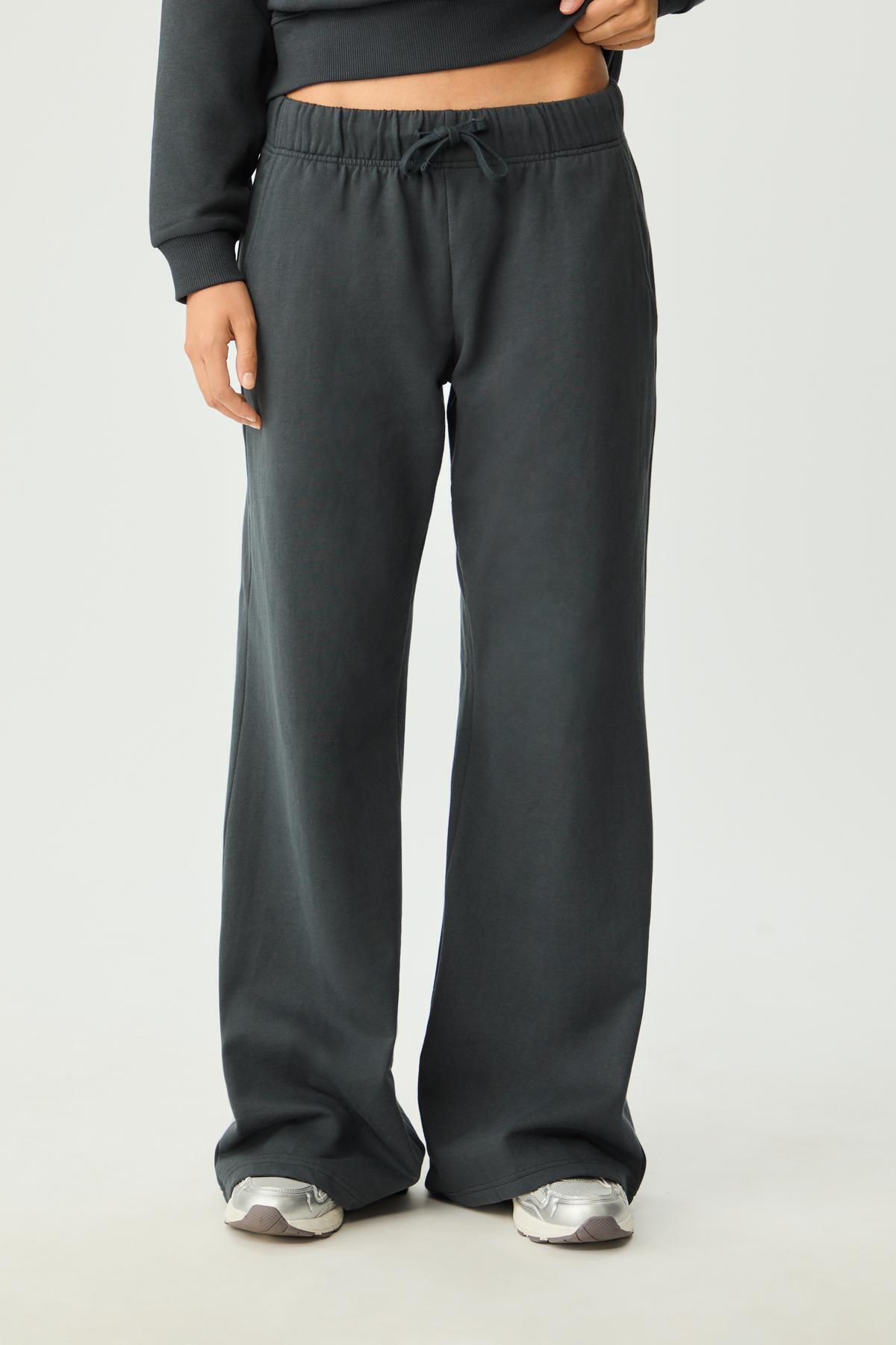 Stradivarius-Relaxed fit flared trousers with drawstrings 3