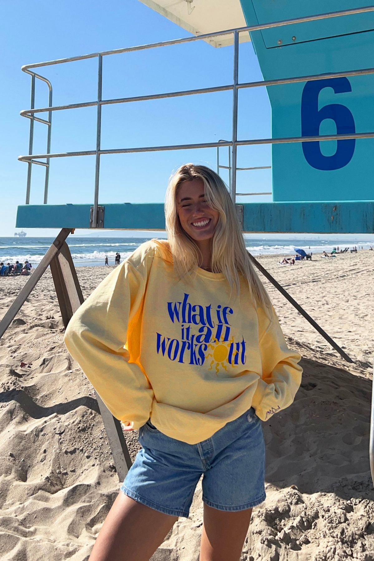 Unisex Oversize Sweatshirt Wildest Dreams Baskılı Sarı – Bisiklet Yaka, 3 İplik Şardonlu — زرد TCH-S-K-M-WT-101 — تصویر 6 از 7