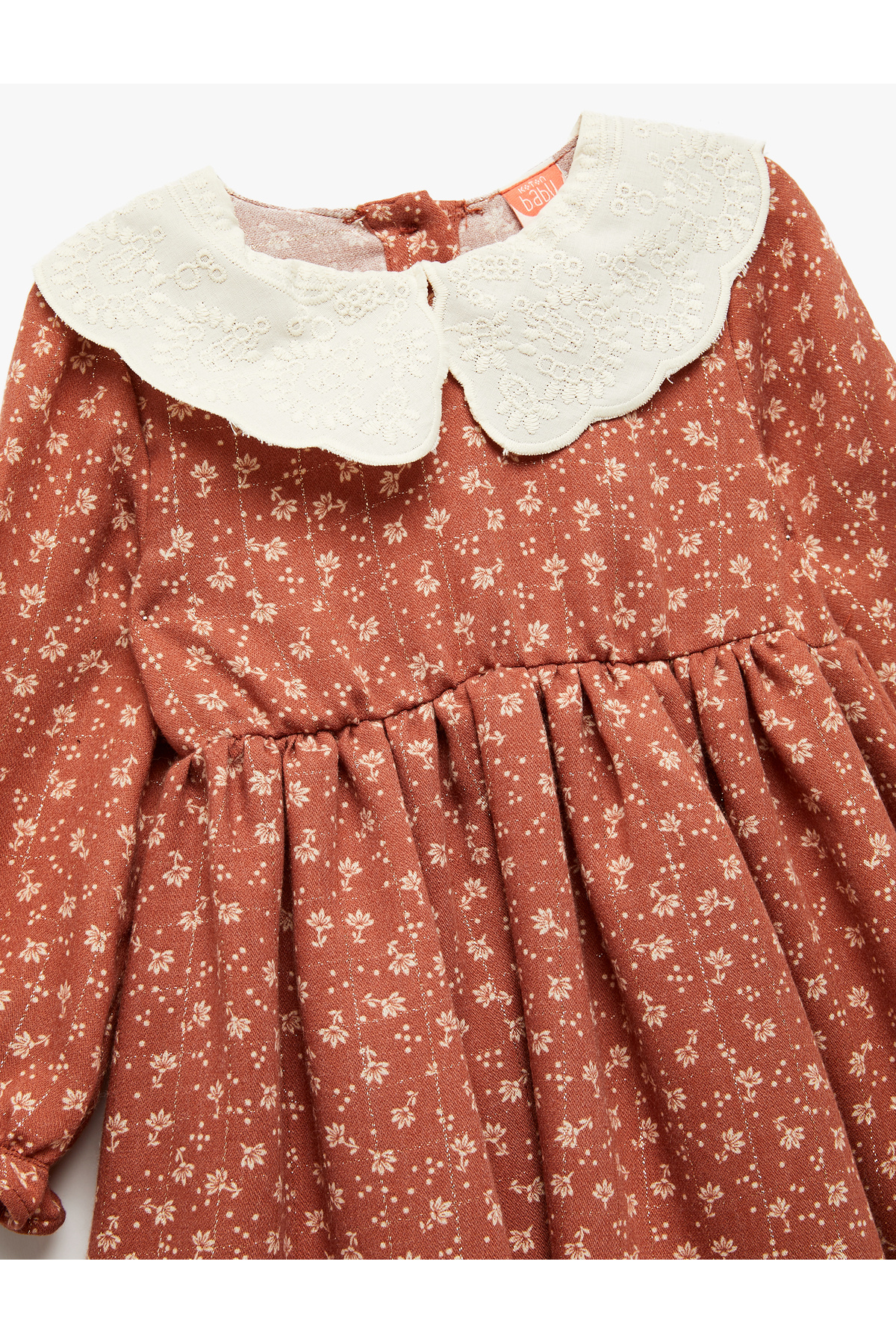 Koton Květinové šaty s dlouhým rukávem a límečkem z viskózové směsi