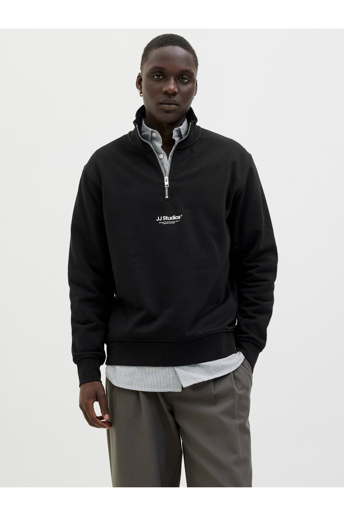 جک اند جونز سویشرت مشکی مردانه Jack Jones Jjesoho Sweat Quarter Zip Hn Noos 12278793-02