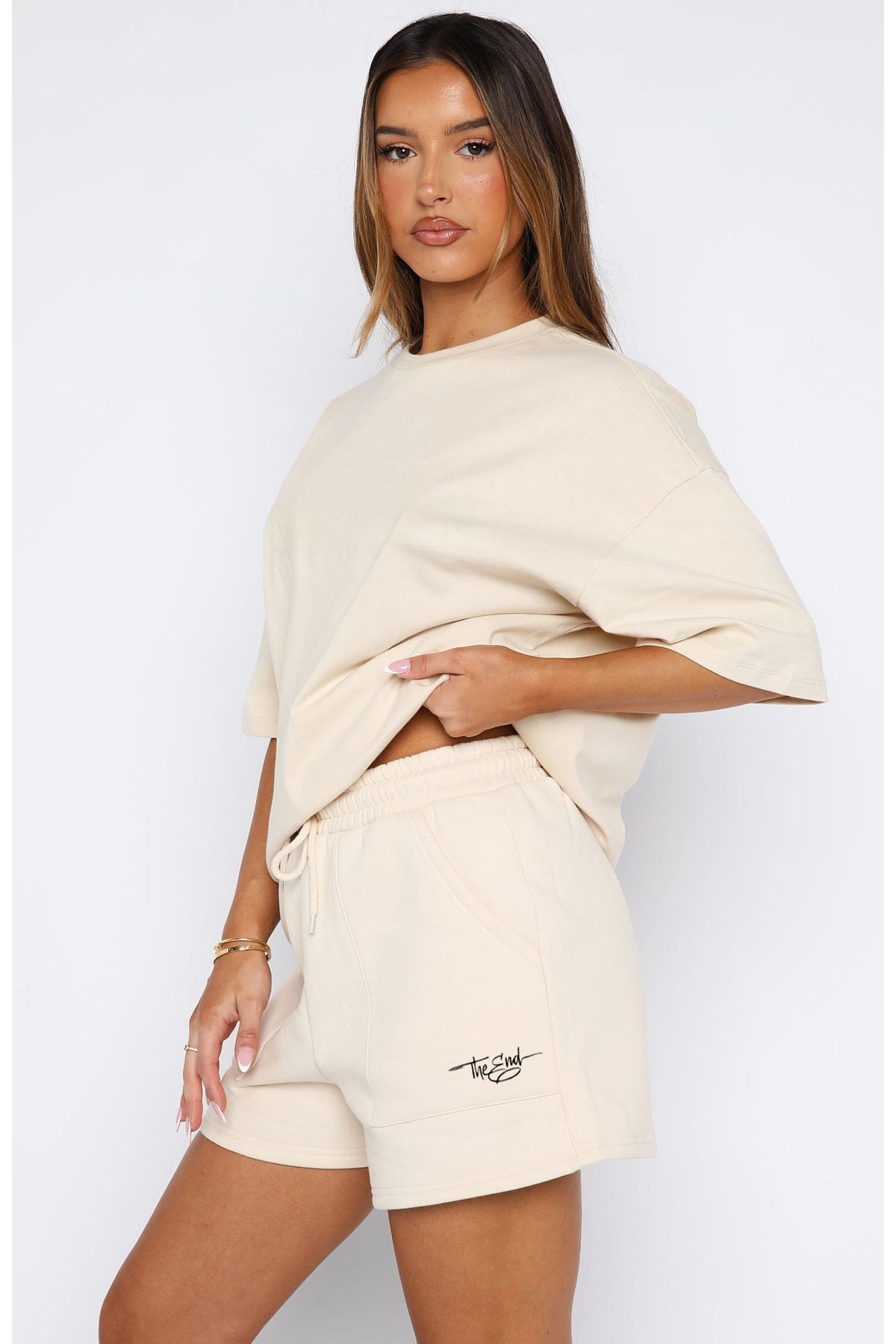 The Champ Clothing-Comfortable Fit Oversize Basic Shorts with Pockets – the End Street Style 3