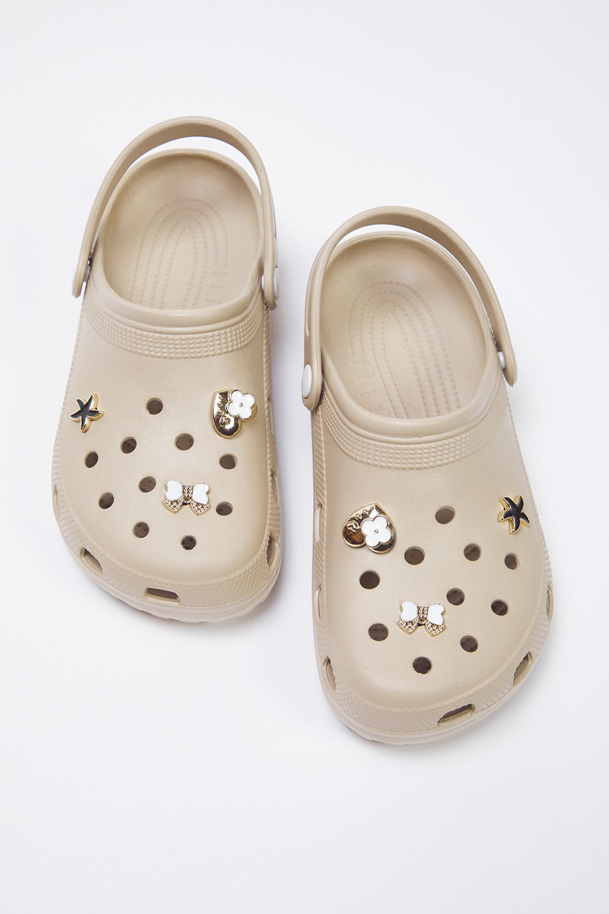 TRENDYOL SHOES Beige Gold Schnalle Accessoire Detaillierte leichte Sohle Dame...