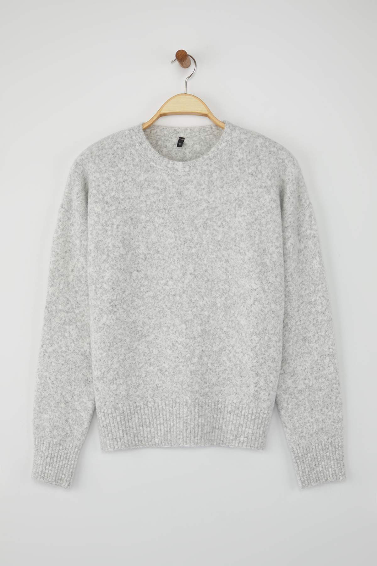 Trendyolmilla  Wardrobe Essentials Gri Yün Karışımlı Tüylü Premium İplik Geniş Kalıp Triko Kazak | TWOAW26KZ00125 - Görsel 5