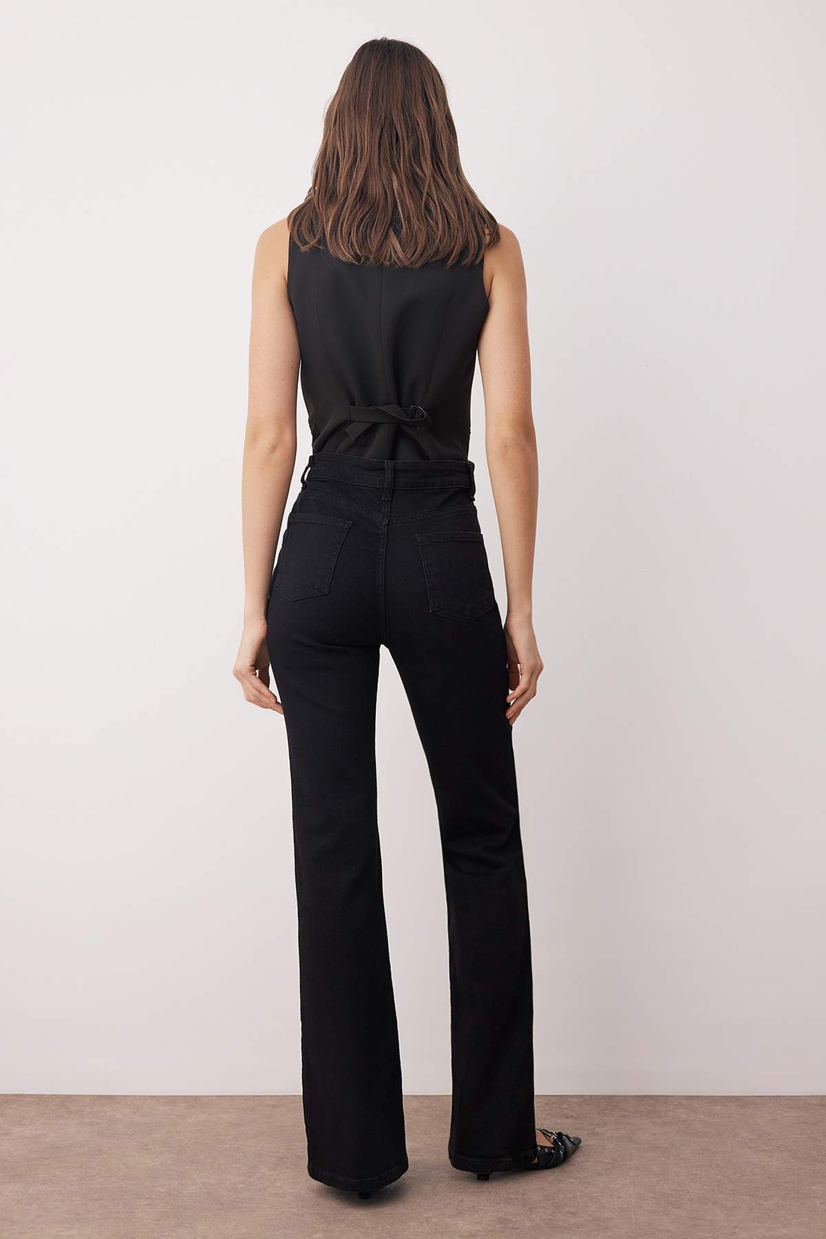 Trendyolmilla  Siyah Normal Bel Comfort/Esnek Flare Jeans TWOAW26JE00049 - Görsel 4