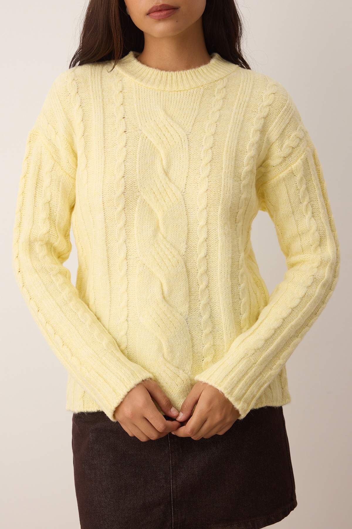 Trendyolmilla  Sarı Yumuşak Dokulu Saç Örgü Triko Kazak TWOAW26KZ00184 - Görsel 3