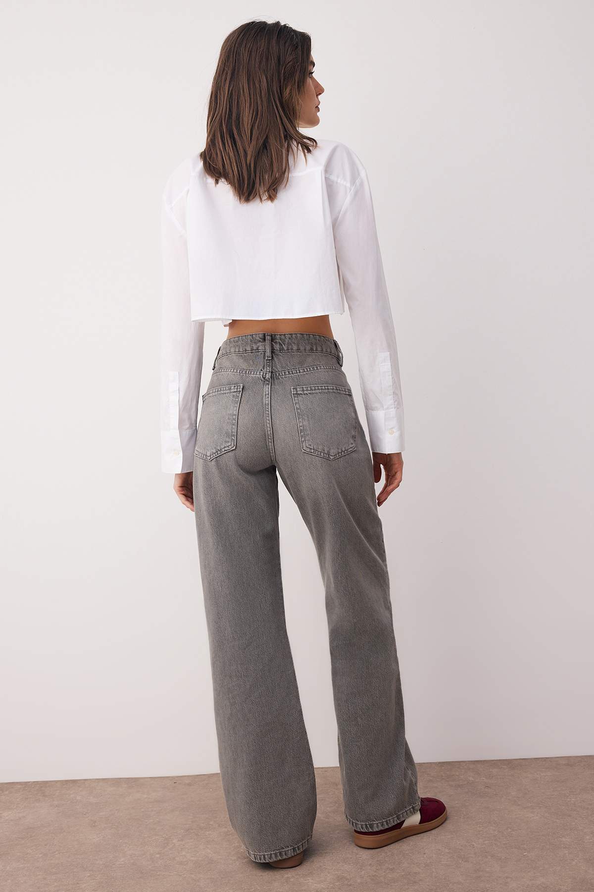 Trendyolmilla  Gri More Sustainable Yüksek Bel Geniş Paça Wide Leg Jeans TWOAW26JE00079 - Görsel 4