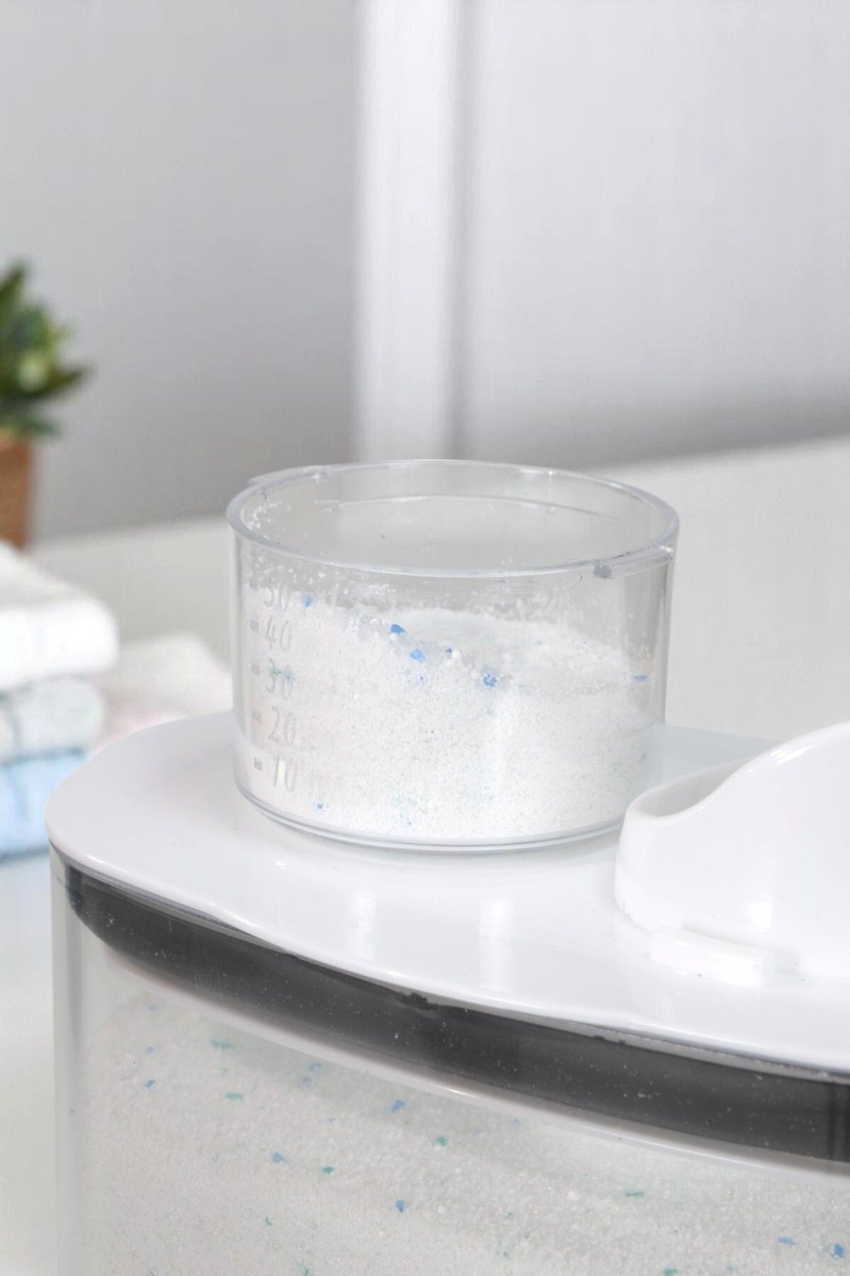 Mikasso Silikon Kapaklı Ölçekli Toz Sıvı Tablet Deterjan Saklama Kabı Kutusu 2100 Ml 3 Adet Beyaz Plastik Be fotoğrafı 2 (önizleme)