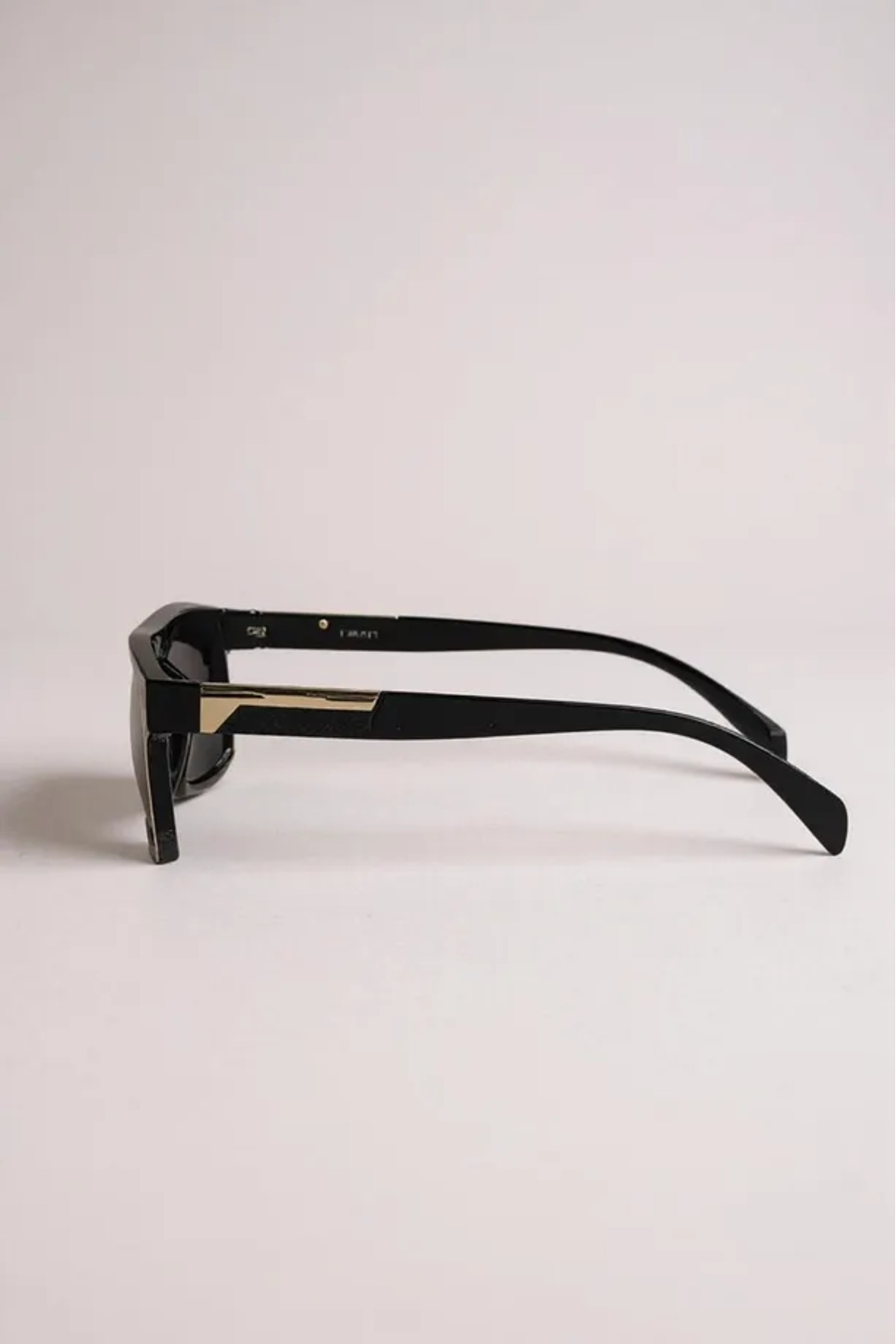 Chunky Frame Unisex V Angels Gümüş Siyah Güneş Gözlüğü görsel 5