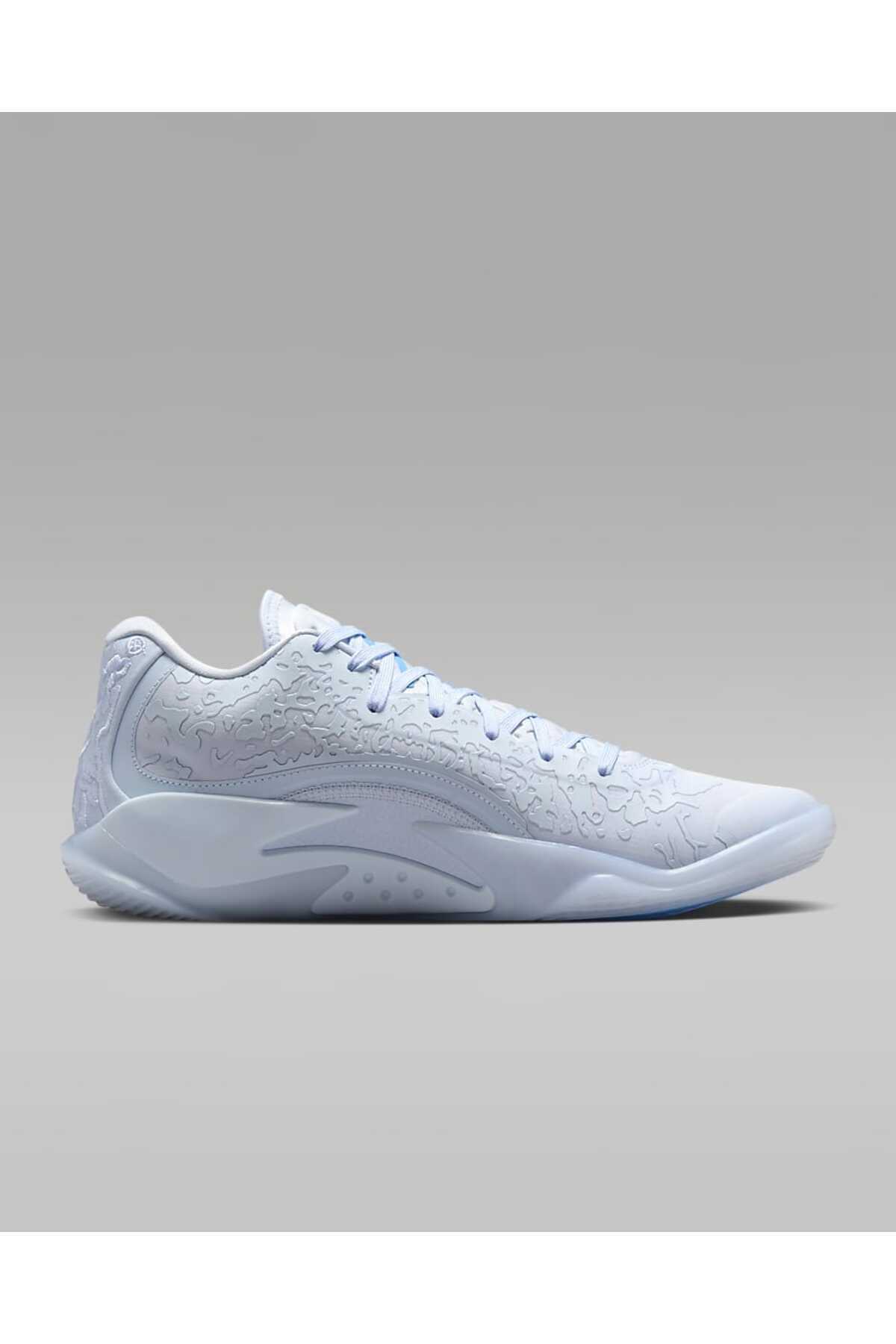 Nike JORDAN ZION 3 BASKETBOL AYAKKABISI (Dar Kalıp 1 Beden Büyük Almanızı Öneriyoruz)
