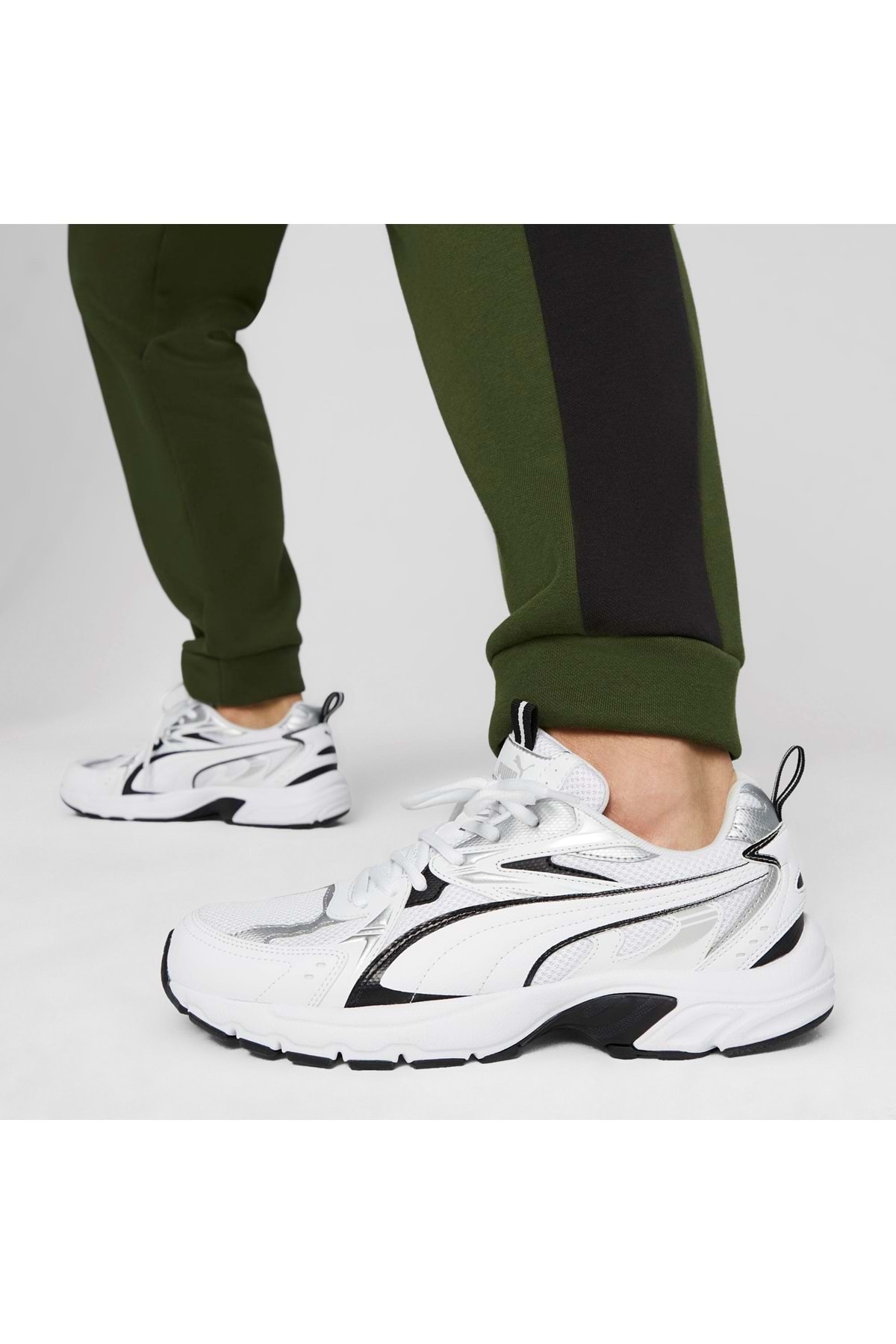 Puma Milenio Tech_ 402623 Unisex Koşu Ayakkabısı BEYAZ-SİYAH görsel 3
