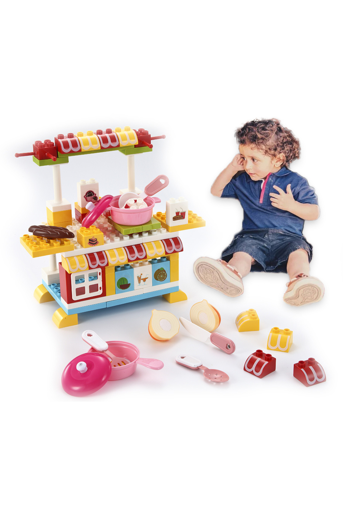 مجموعه آشپزخانه شبیه‌سازی‌شده کودکان شور، شامل ۸۱ قطعه بلوک ساختنی