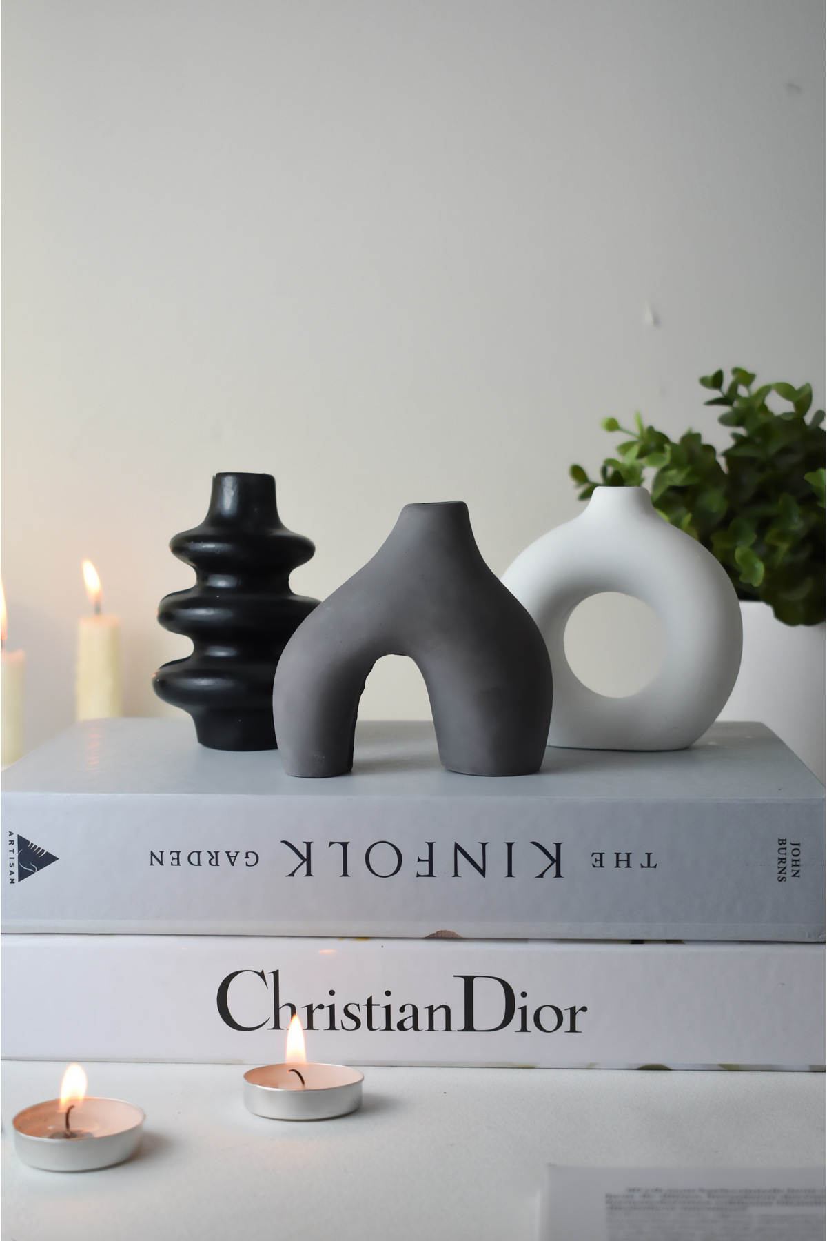 LALEZEN HOME-Decorative Sleek Minimal 3-Piece Stylish Vase Set 2